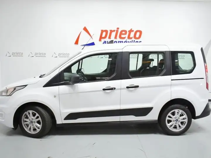 Ford Transit Connect 2021, foto 2