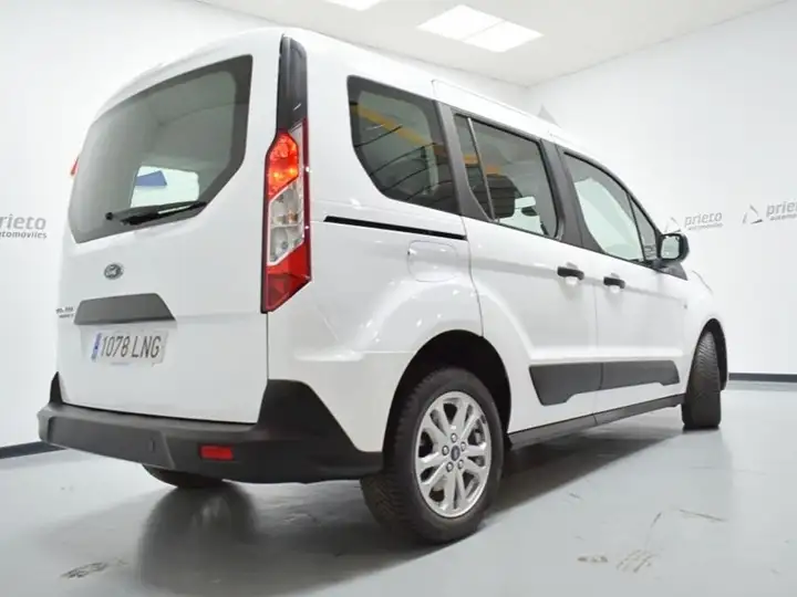 Ford Transit Connect 2021, foto 45