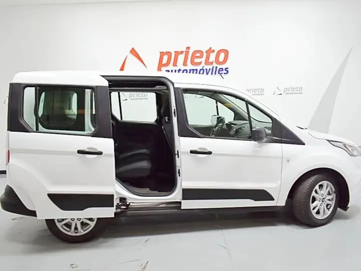 Ford Transit Connect 2021, foto 34