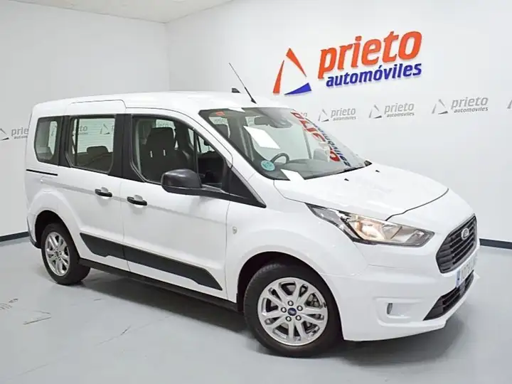 Ford Transit Connect 2021, foto 31