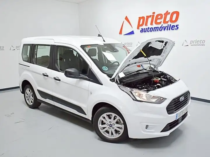 Ford Transit Connect 2021, foto 39