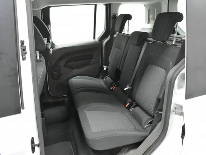 Ford Transit Connect 2021, foto 23