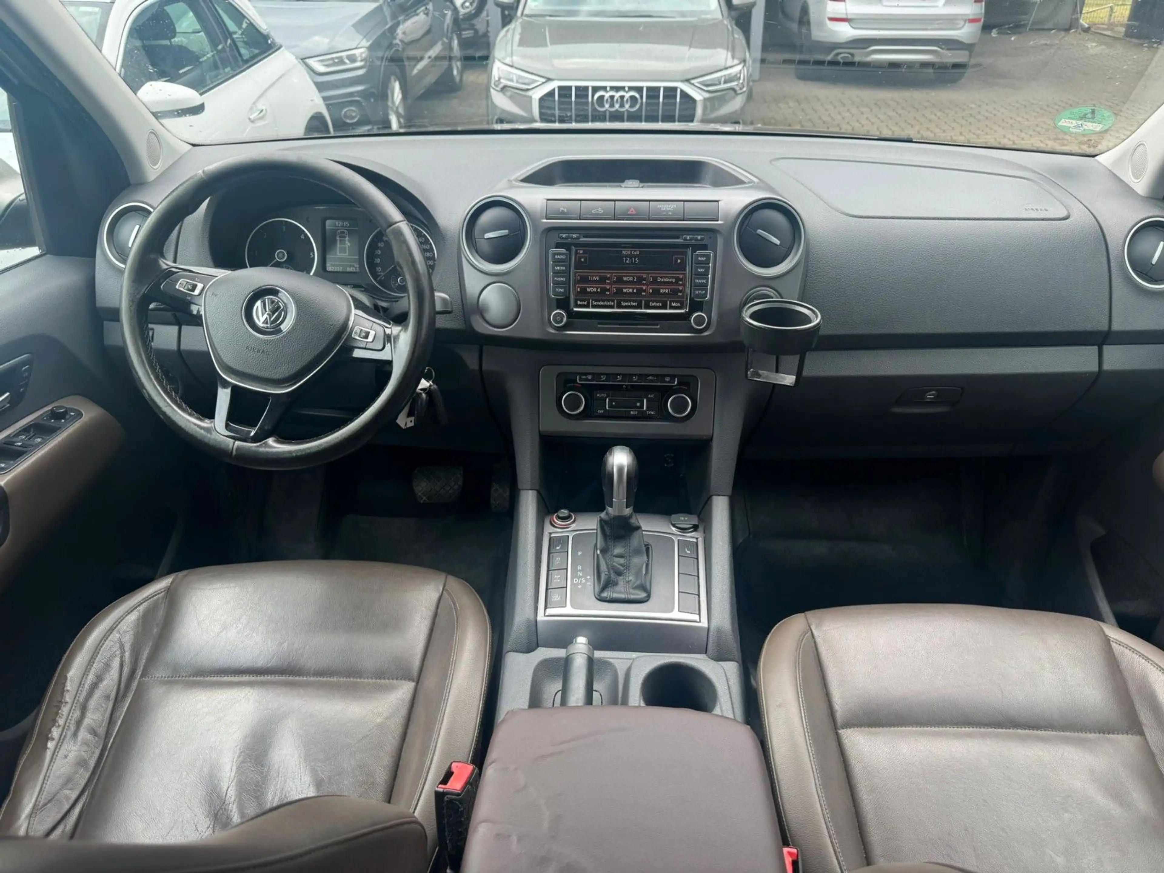 Volkswagen Amarok AUTOM°LEDER°AHK°KAMERA°STANDH°DOUBLE CAB! — photo 14