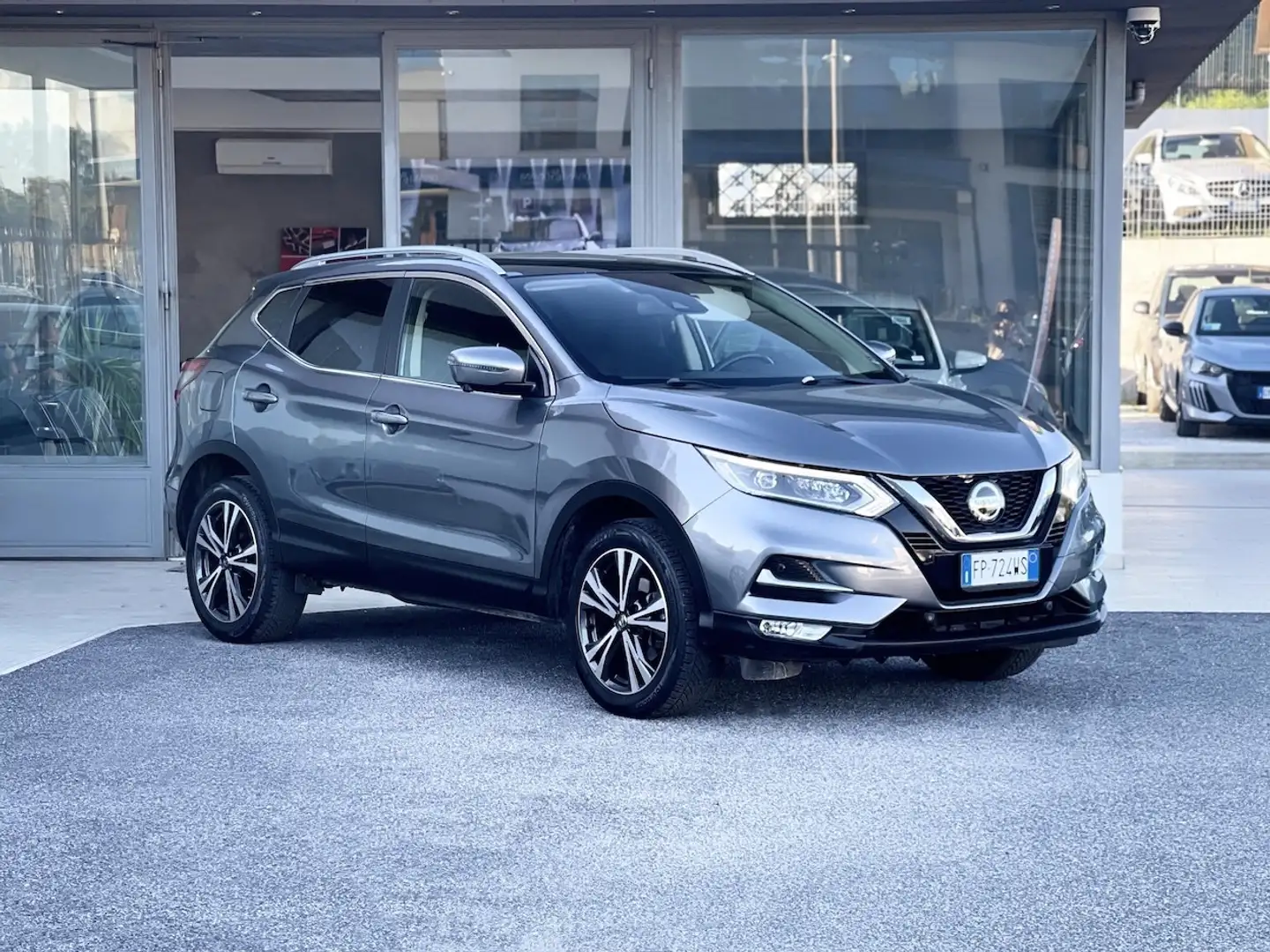 Nissan Qashqai 1.5 Diesel 110CV E6 Neo. - 2018 Grijs - 1