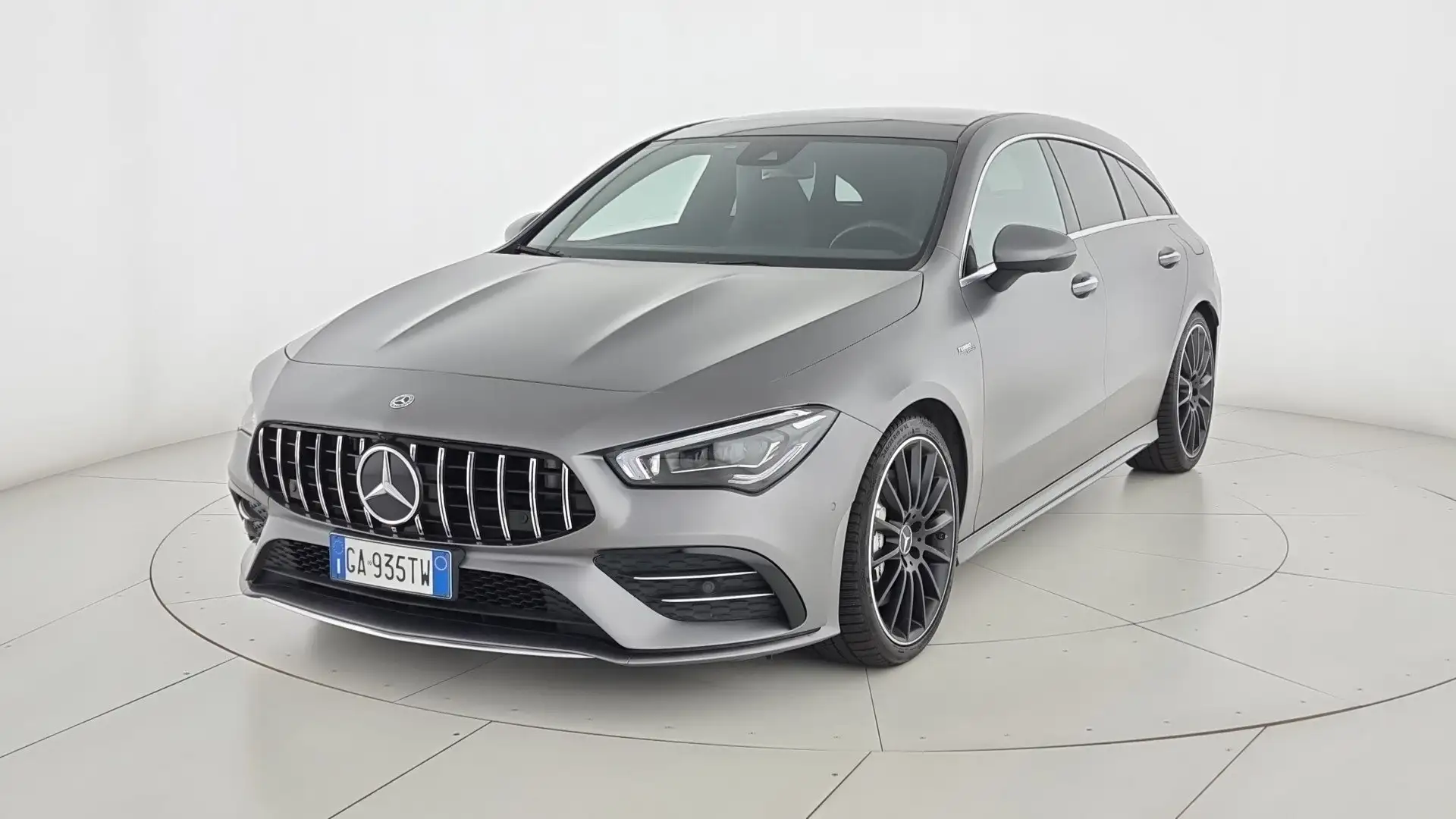 Mercedes-Benz CLA 35 AMG CLA 35 AMG 4Matic Shooting Brake Gris - 1
