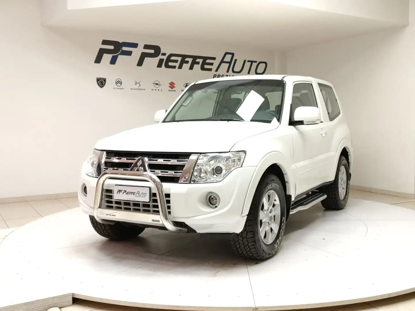 Mitsubishi Pajero ('06 --->) - Pajero 3.2 DI-D 16V 3p. Intense DPF Blanco - 1