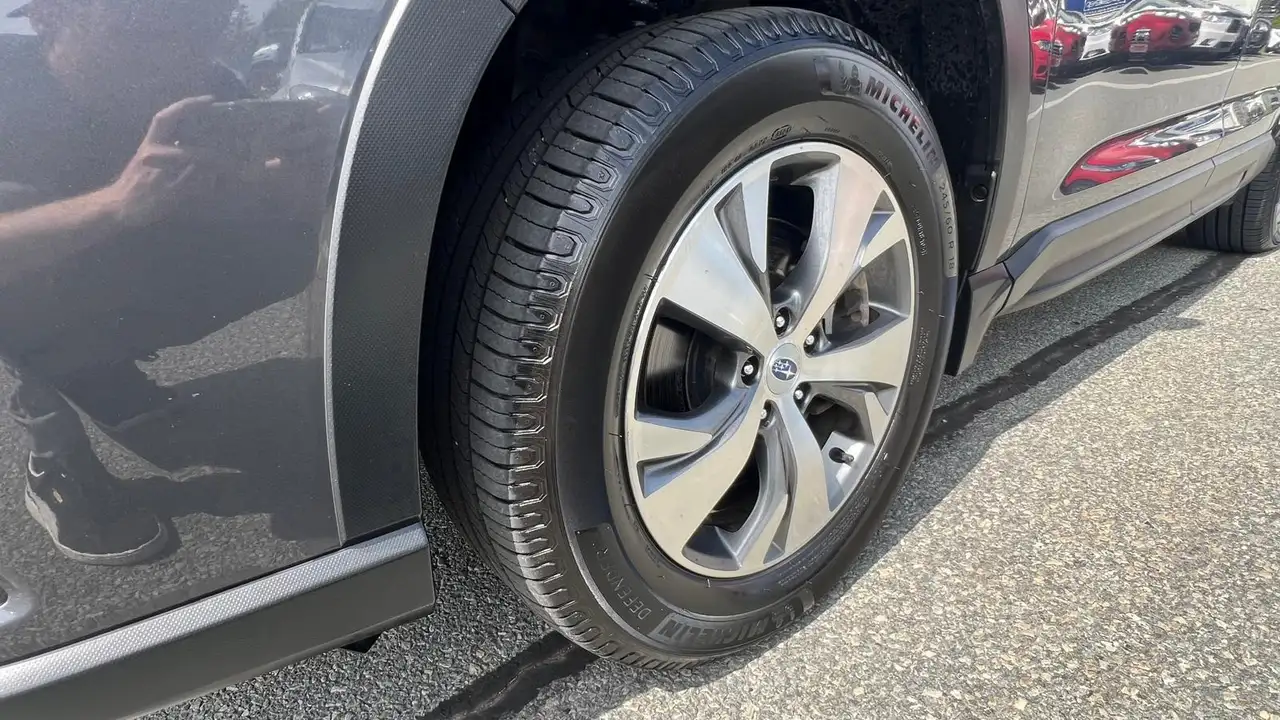 Subaru Ascent снимка Subaru Ascent