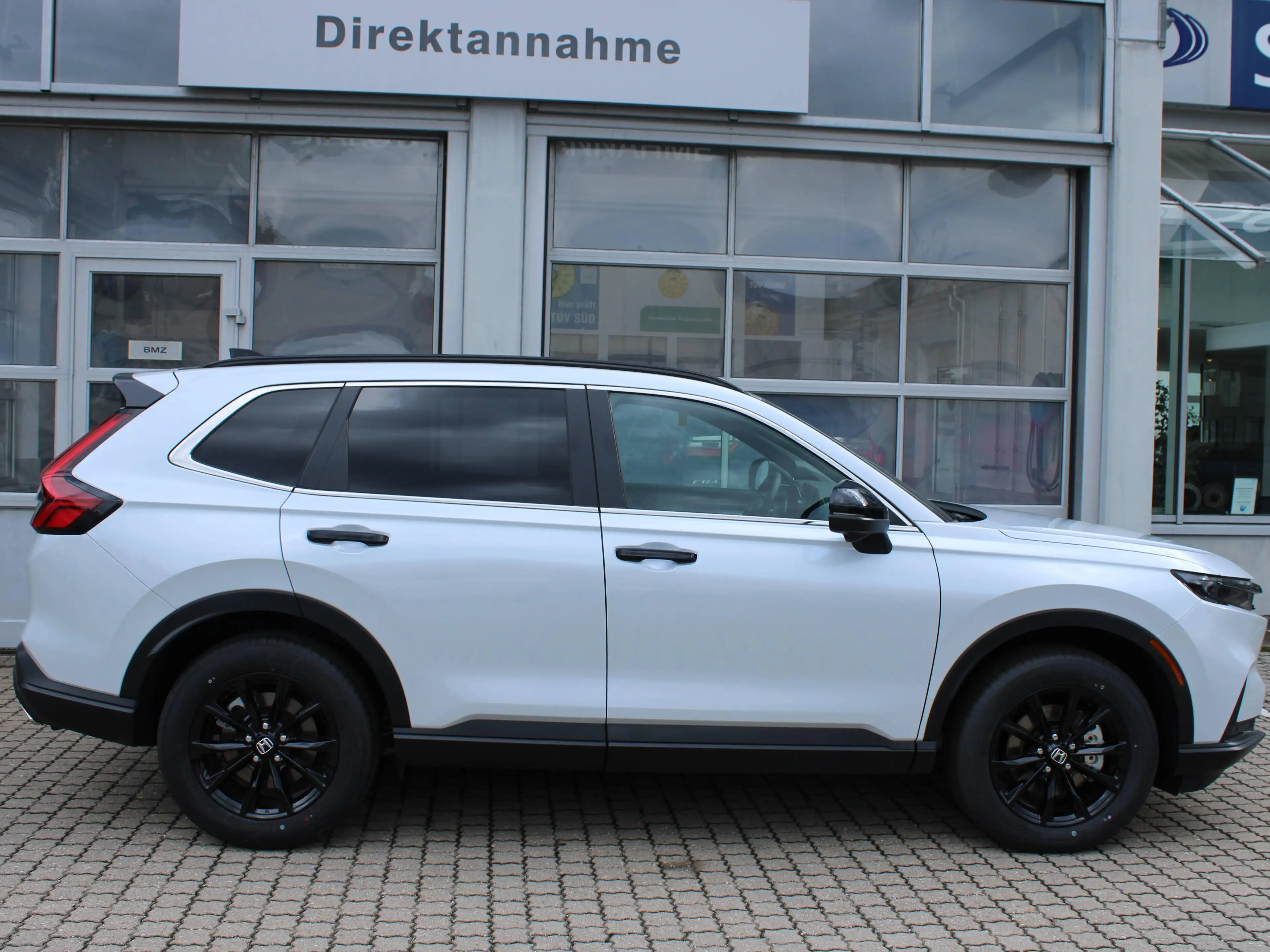 Honda CR-V e:HEV Elegance AWD — photo 3