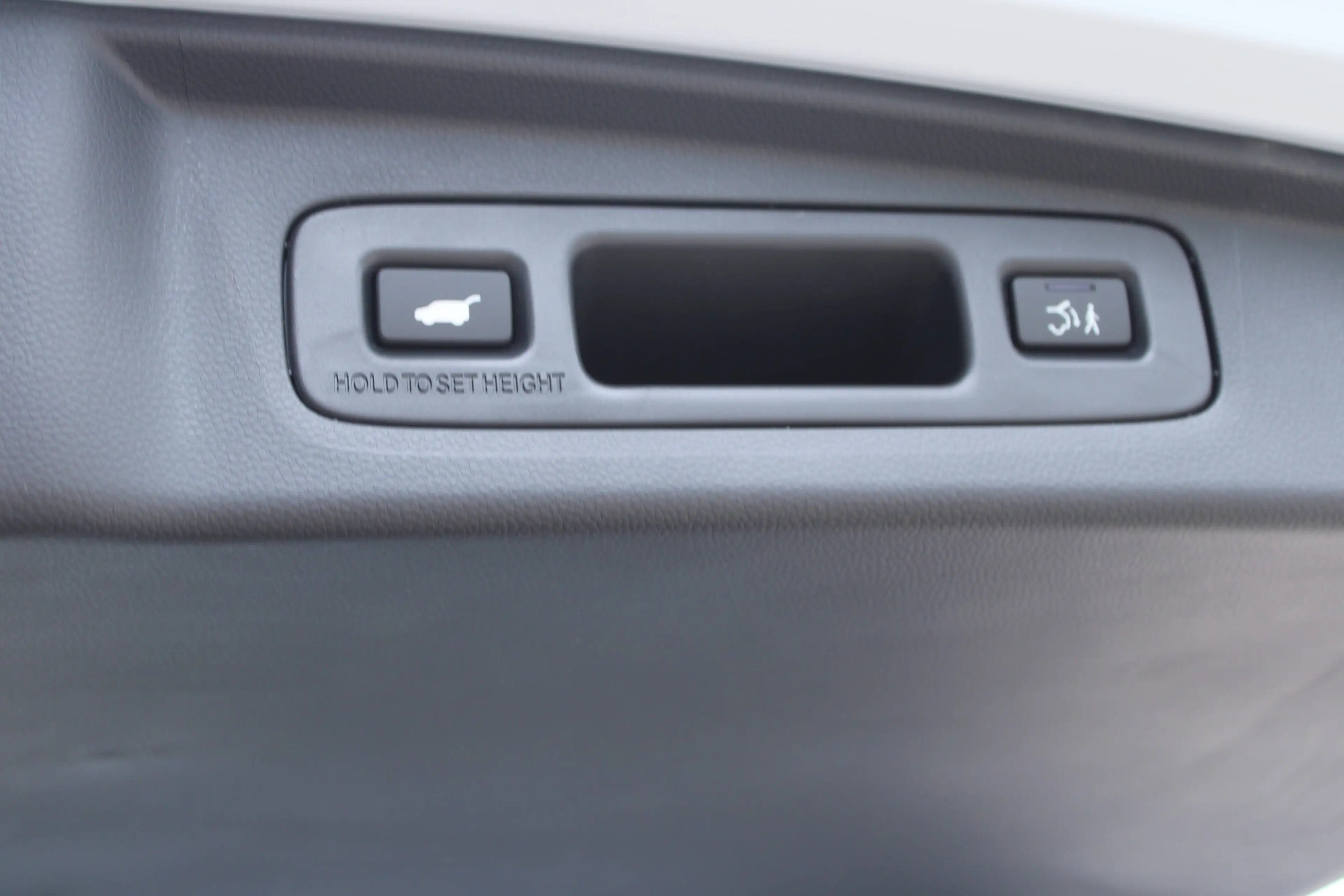 Honda CR-V e:HEV Elegance AWD — photo 8