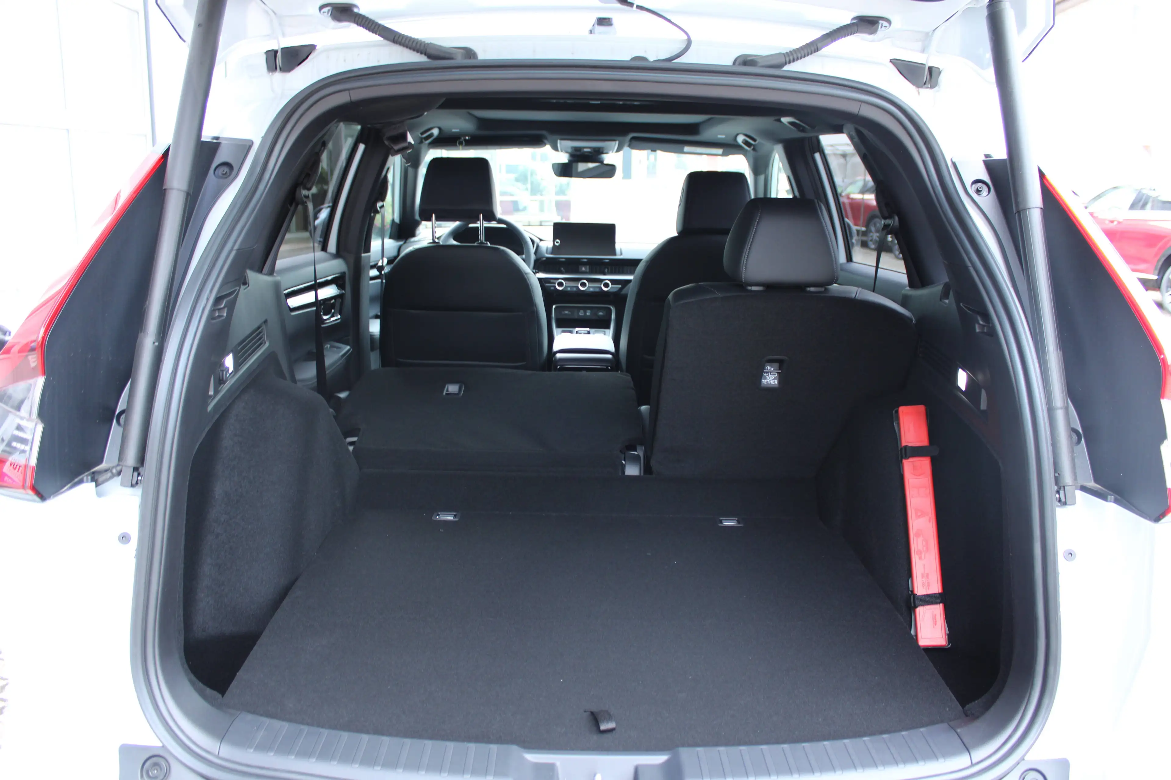 Honda CR-V e:HEV Elegance AWD — photo 10