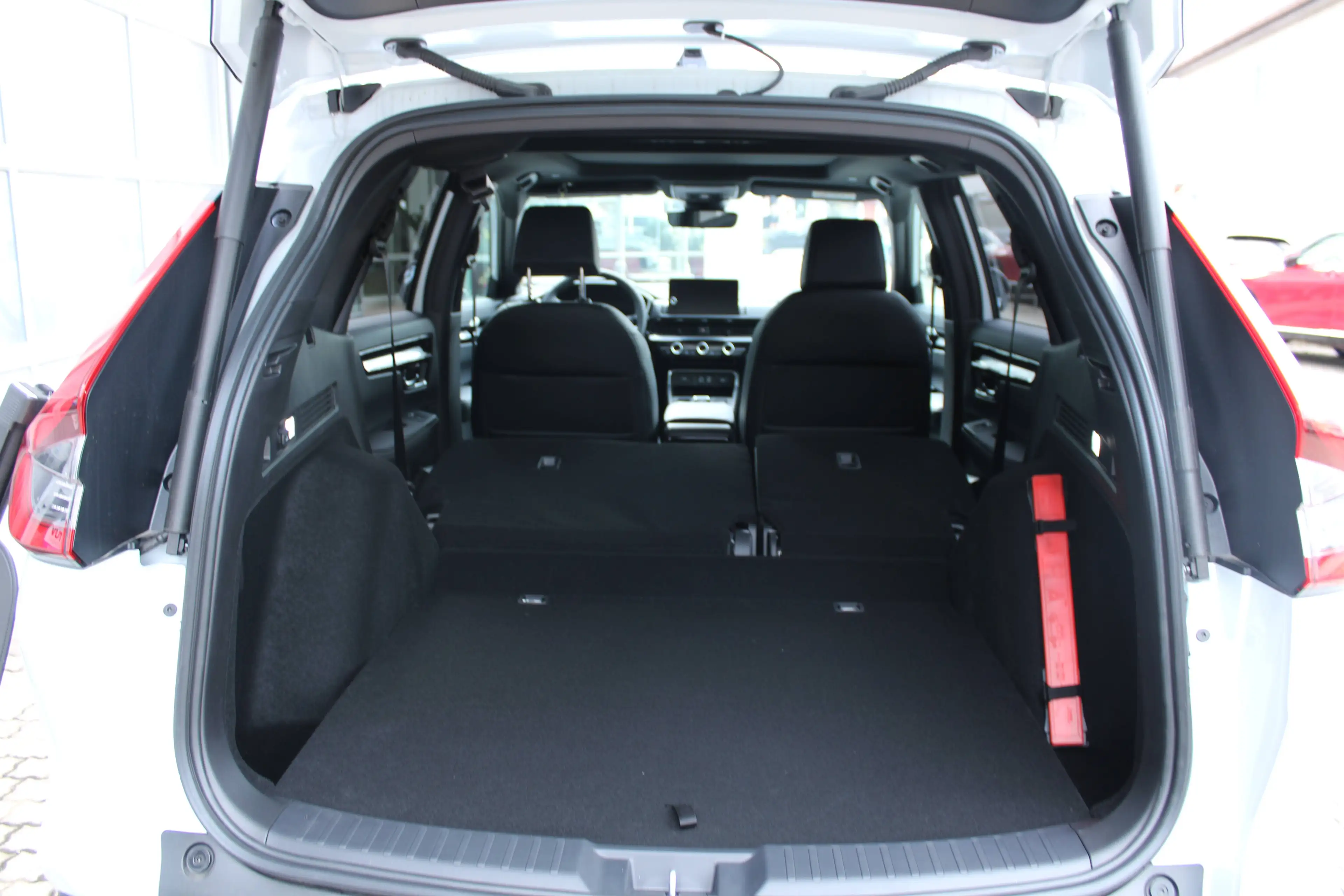 Honda CR-V e:HEV Elegance AWD — photo 11