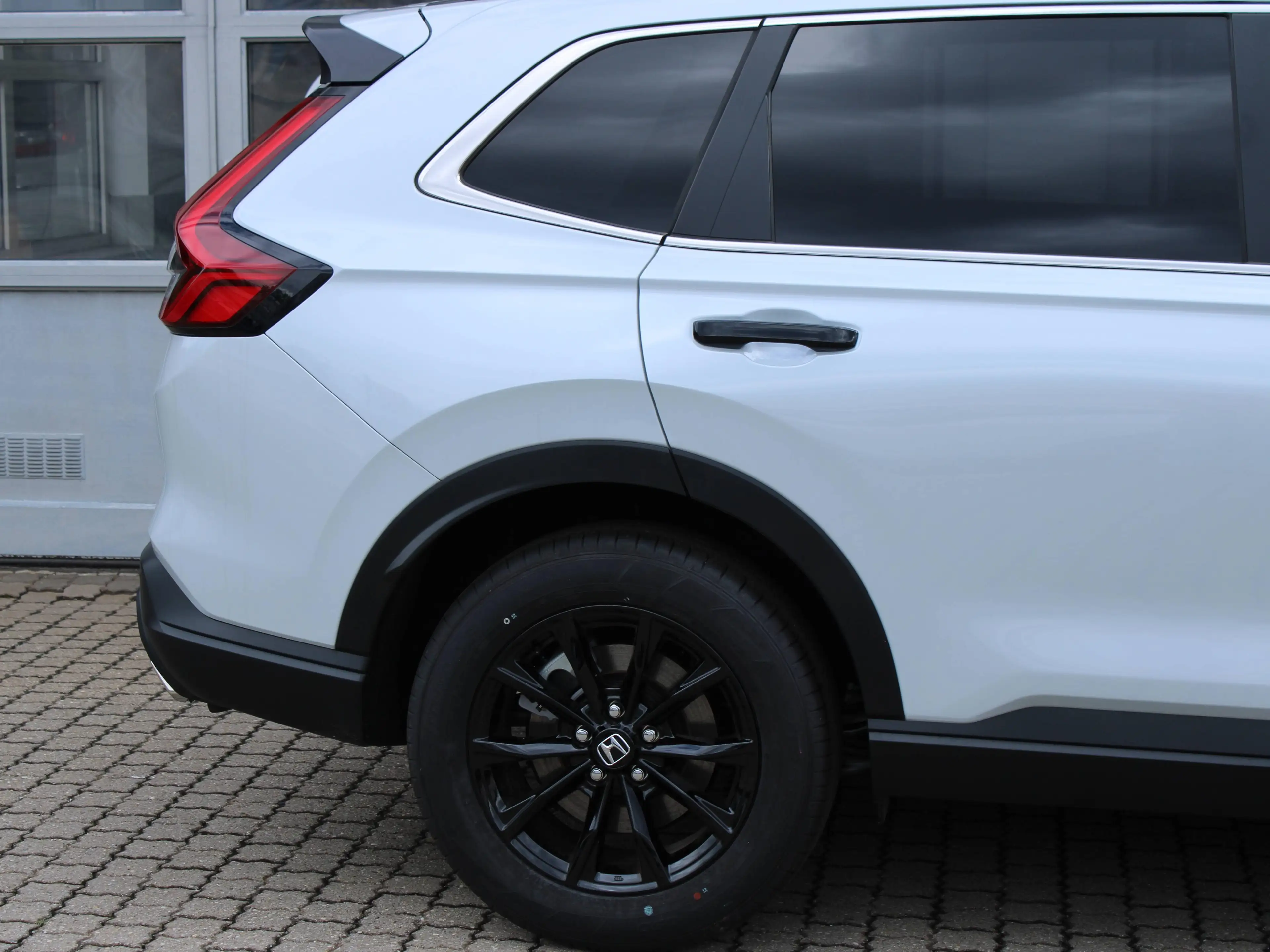 Honda CR-V e:HEV Elegance AWD — photo 4