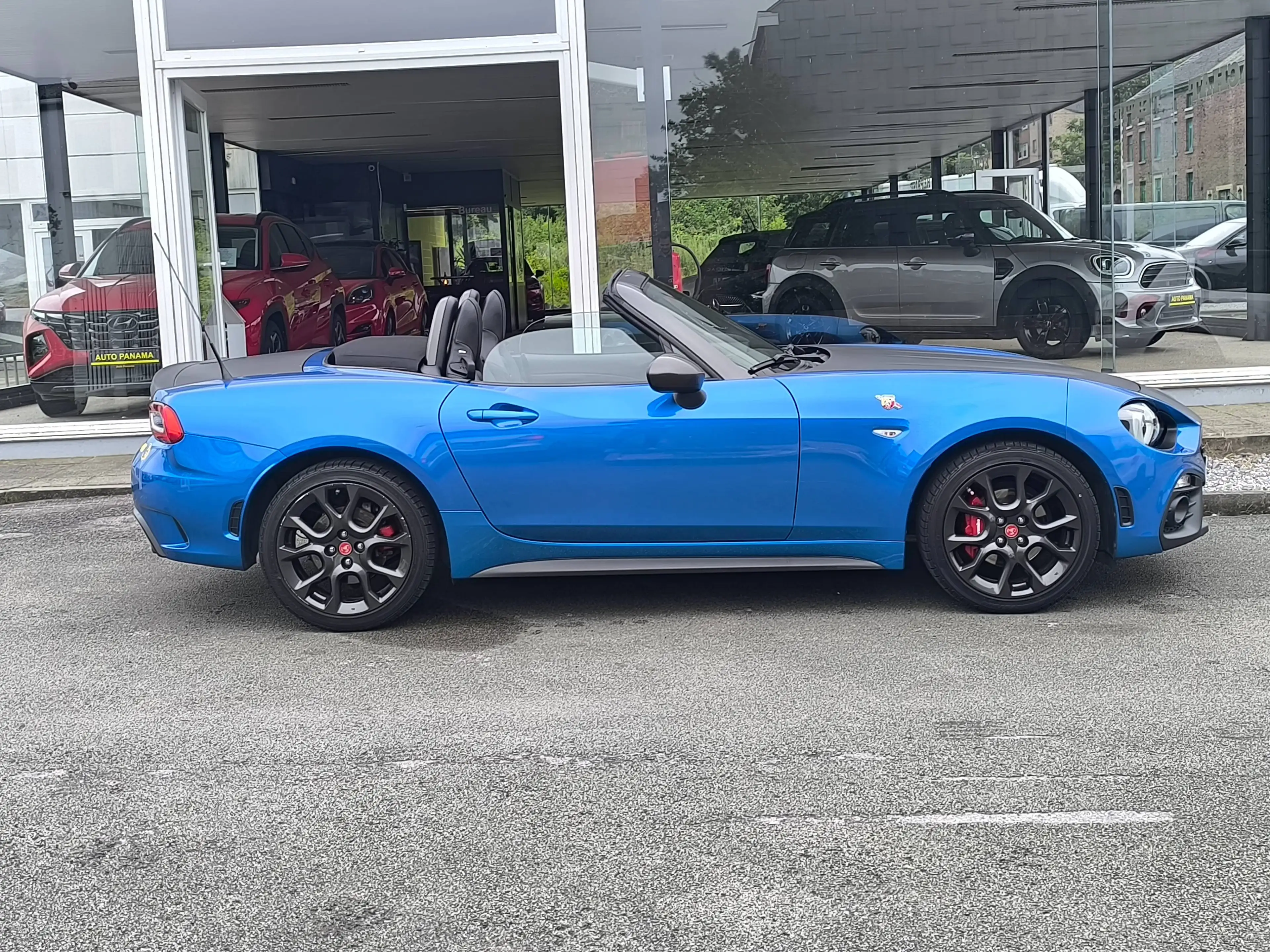 Fiat 124 Spider ABARTH 1.4 MultiAir SLORT CABRİOLET CUİR GPS XENON BOSE — photo 7