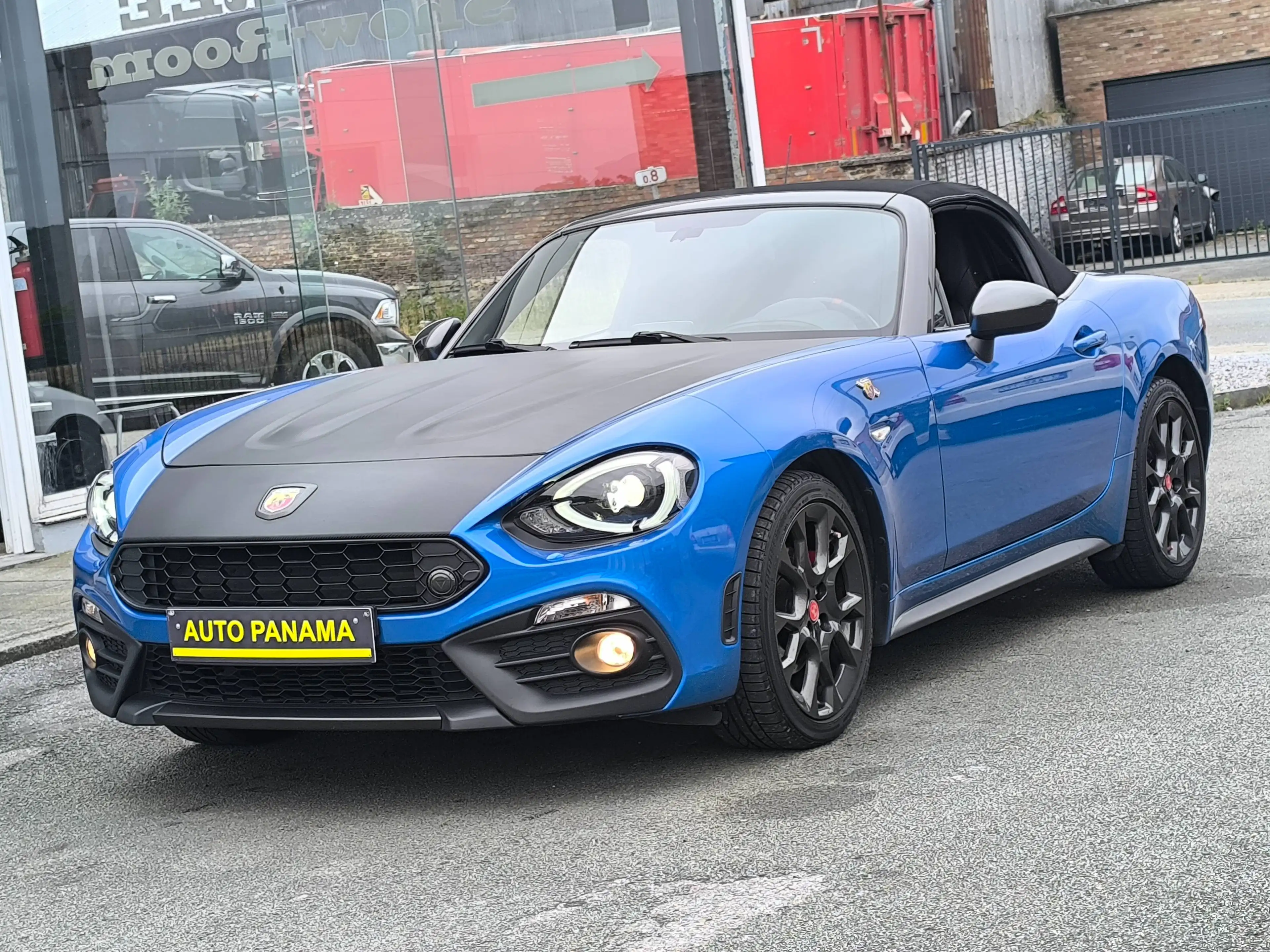 Fiat 124 Spider ABARTH 1.4 MultiAir SLORT CABRİOLET CUİR GPS XENON BOSE — photo 13