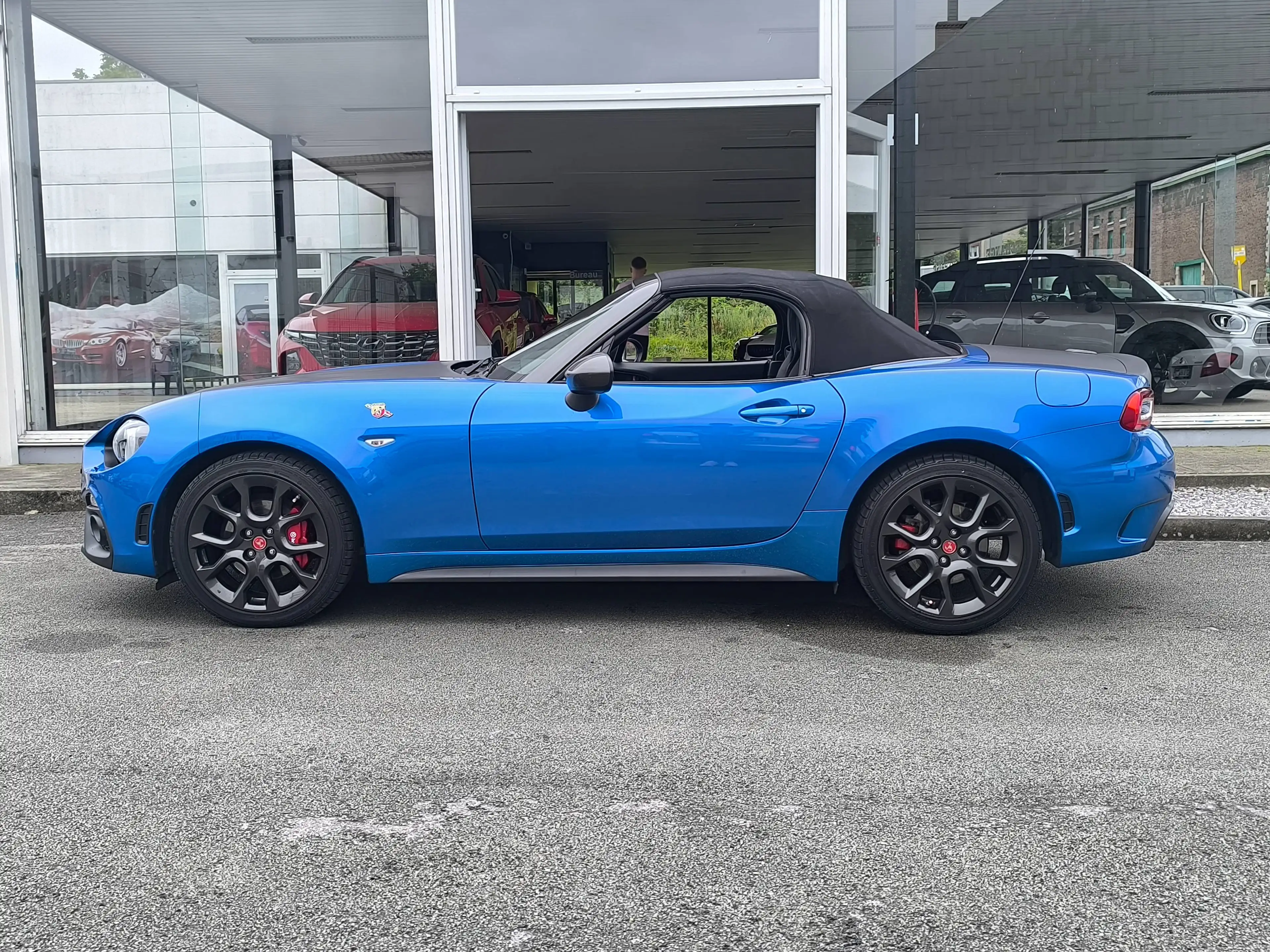 Fiat 124 Spider ABARTH 1.4 MultiAir SLORT CABRİOLET CUİR GPS XENON BOSE — photo 11