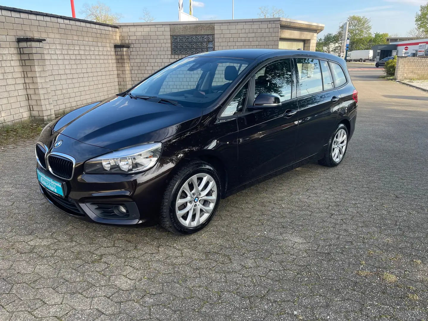 BMW 220 d Advantage Gran Tourer AUS 2 HAND smeđa - 1