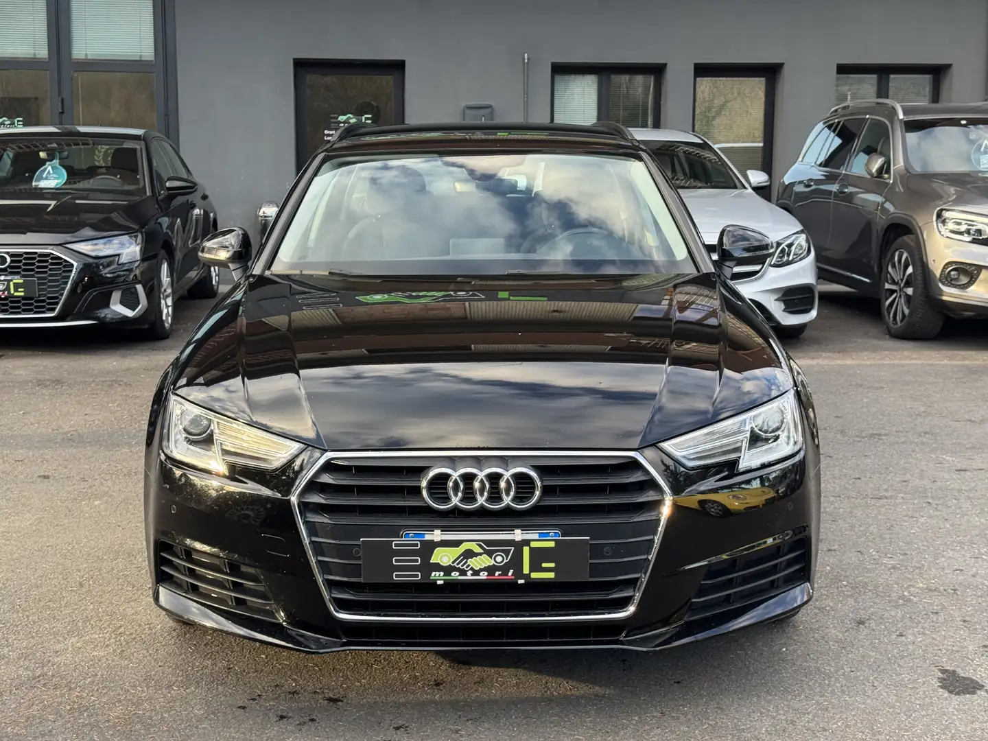 Audi A4 Avant 2.0 tdi Business 150cv Schwarz - 2