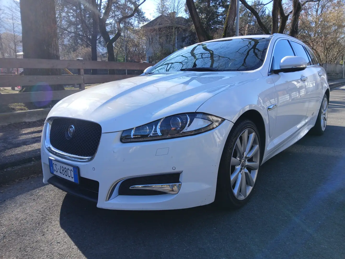 Jaguar XF XF I 2013 Sportbrake Sportbrake 2.2d 200cv auto Bianco - 1