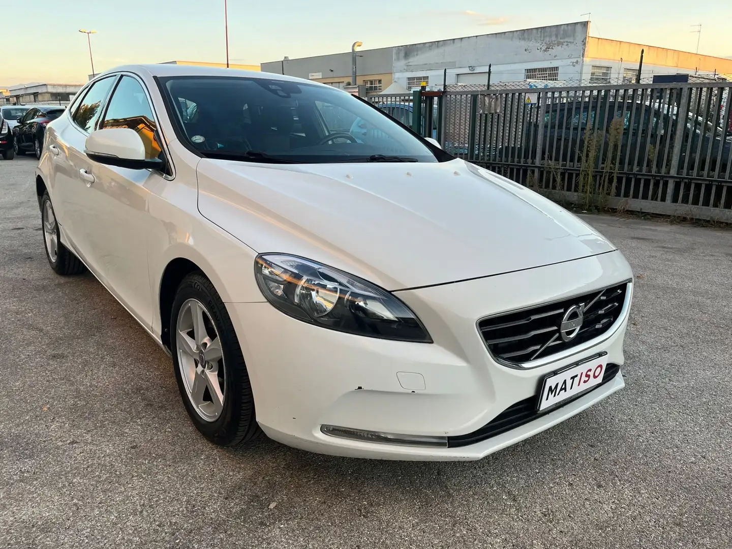 Volvo V40 V40 D2 1.6 Summum Bianco - 1
