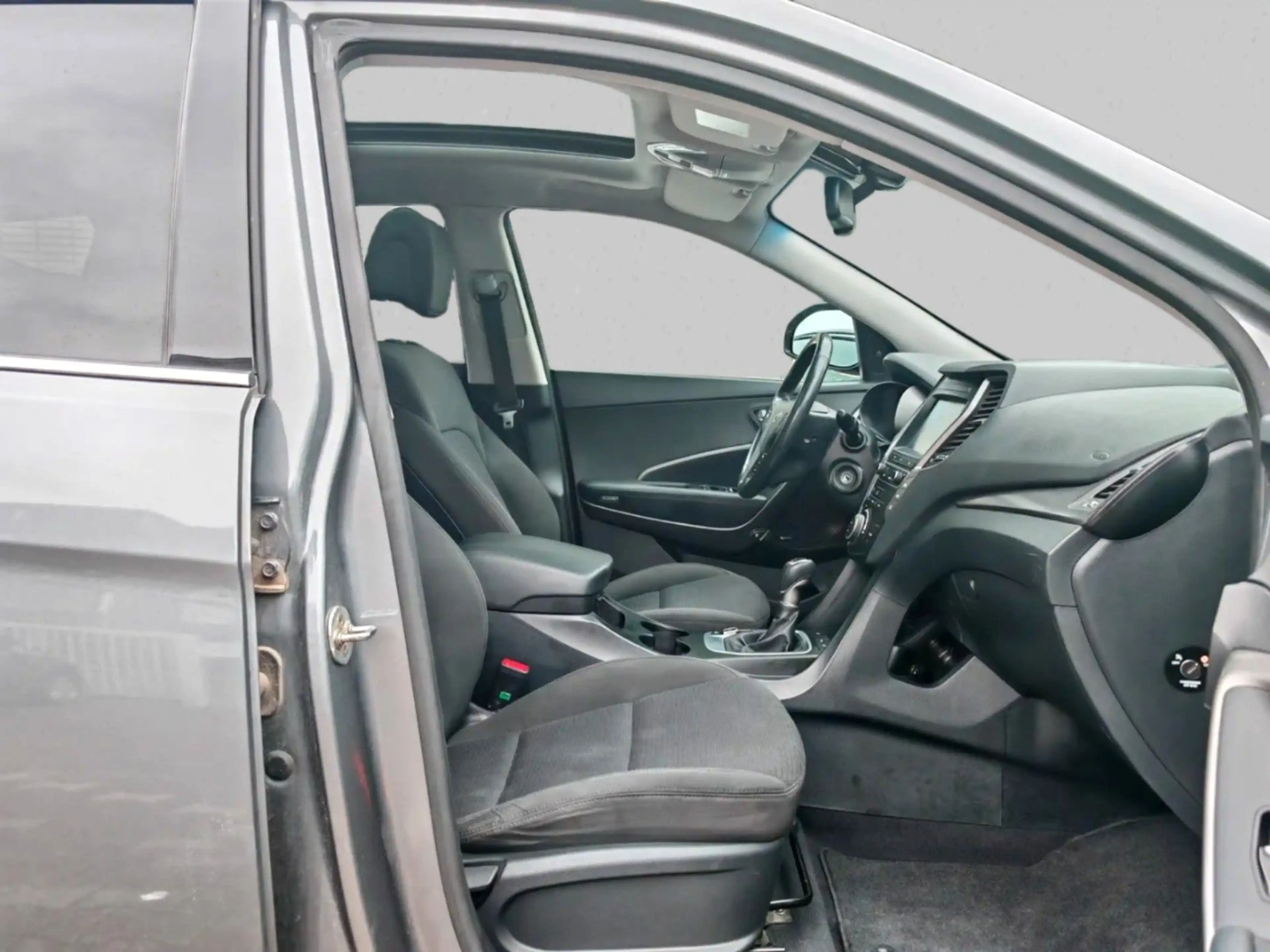 Hyundai SANTA FE Family + 7 Sitzer Pano AHK Kamera — photo 11