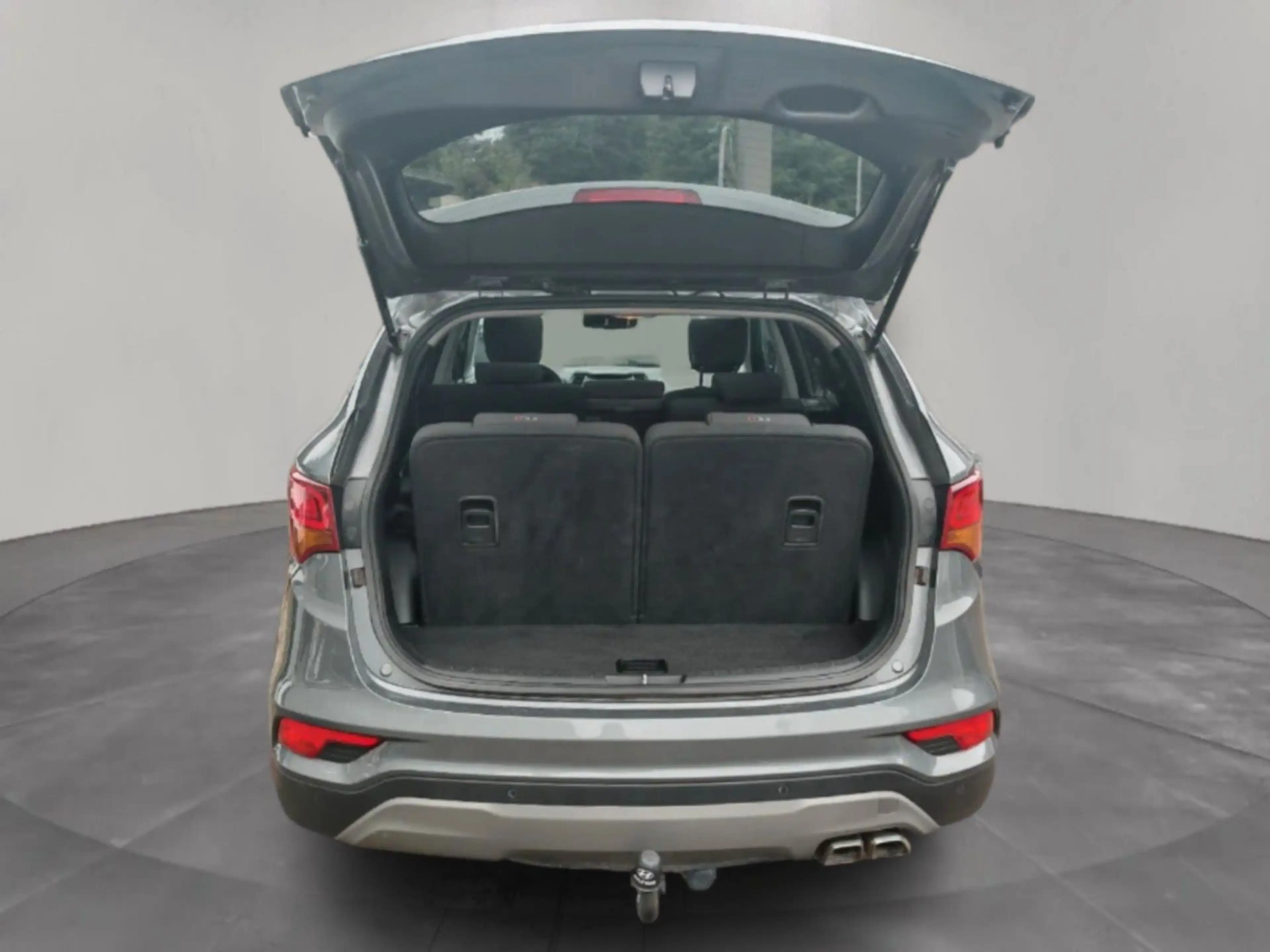 Hyundai SANTA FE Family + 7 Sitzer Pano AHK Kamera — photo 4