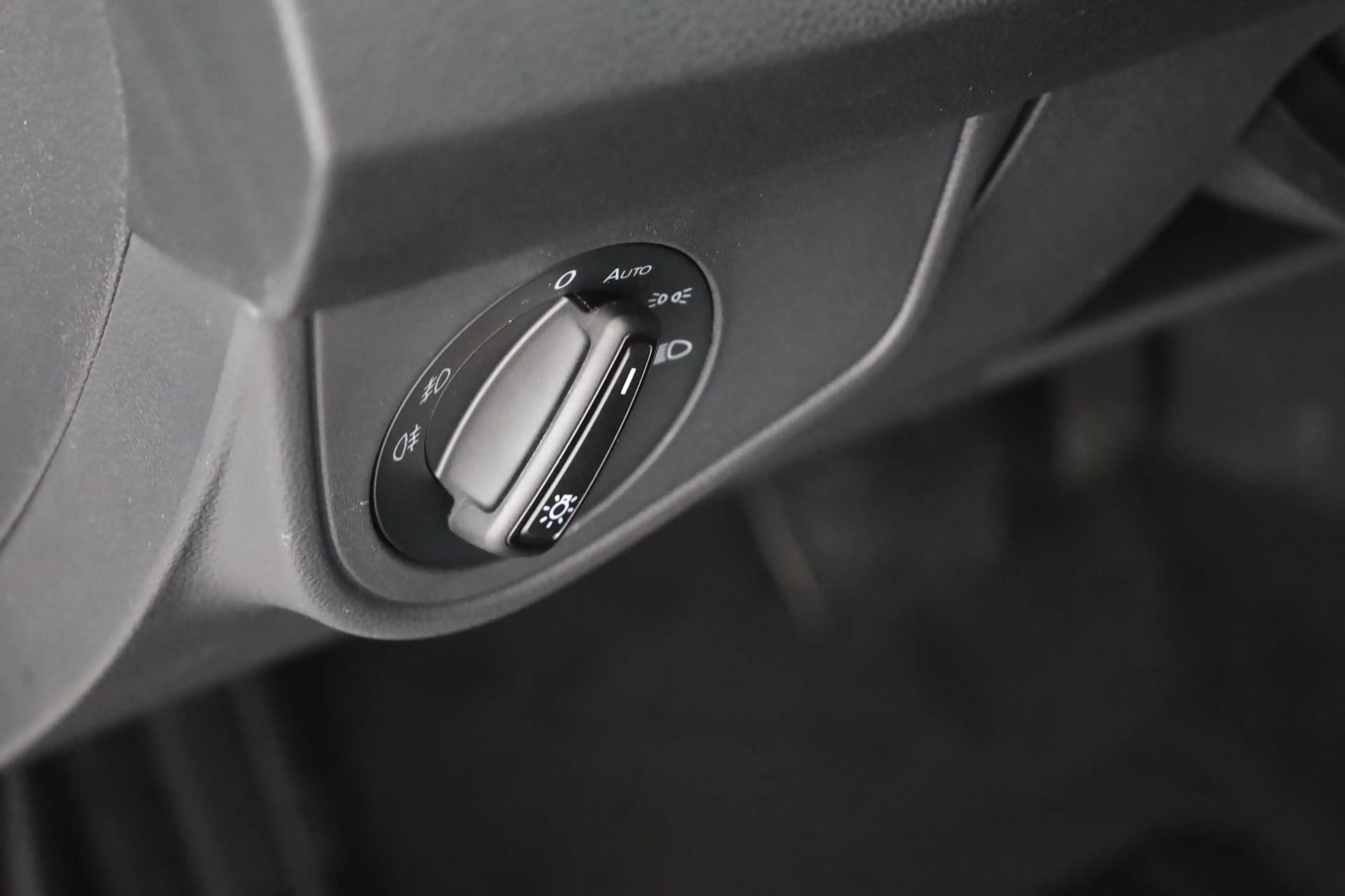 Volkswagen Taigo 1.0 TSI DSG Matrix ACC Kamera — photo 21