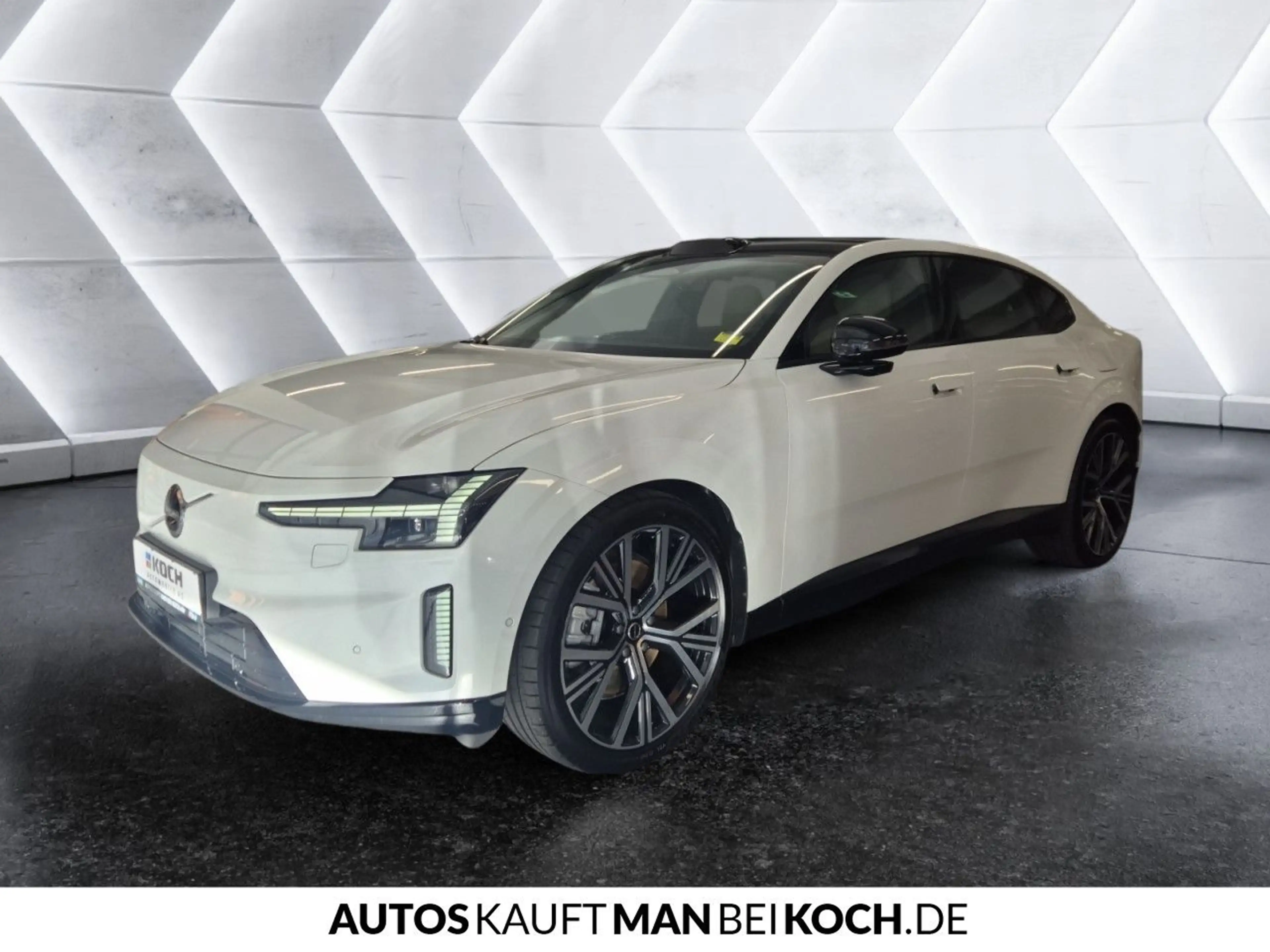 Volvo ES90 Single Motor RWD Ultra ACC PANO HUD B/W — photo 3