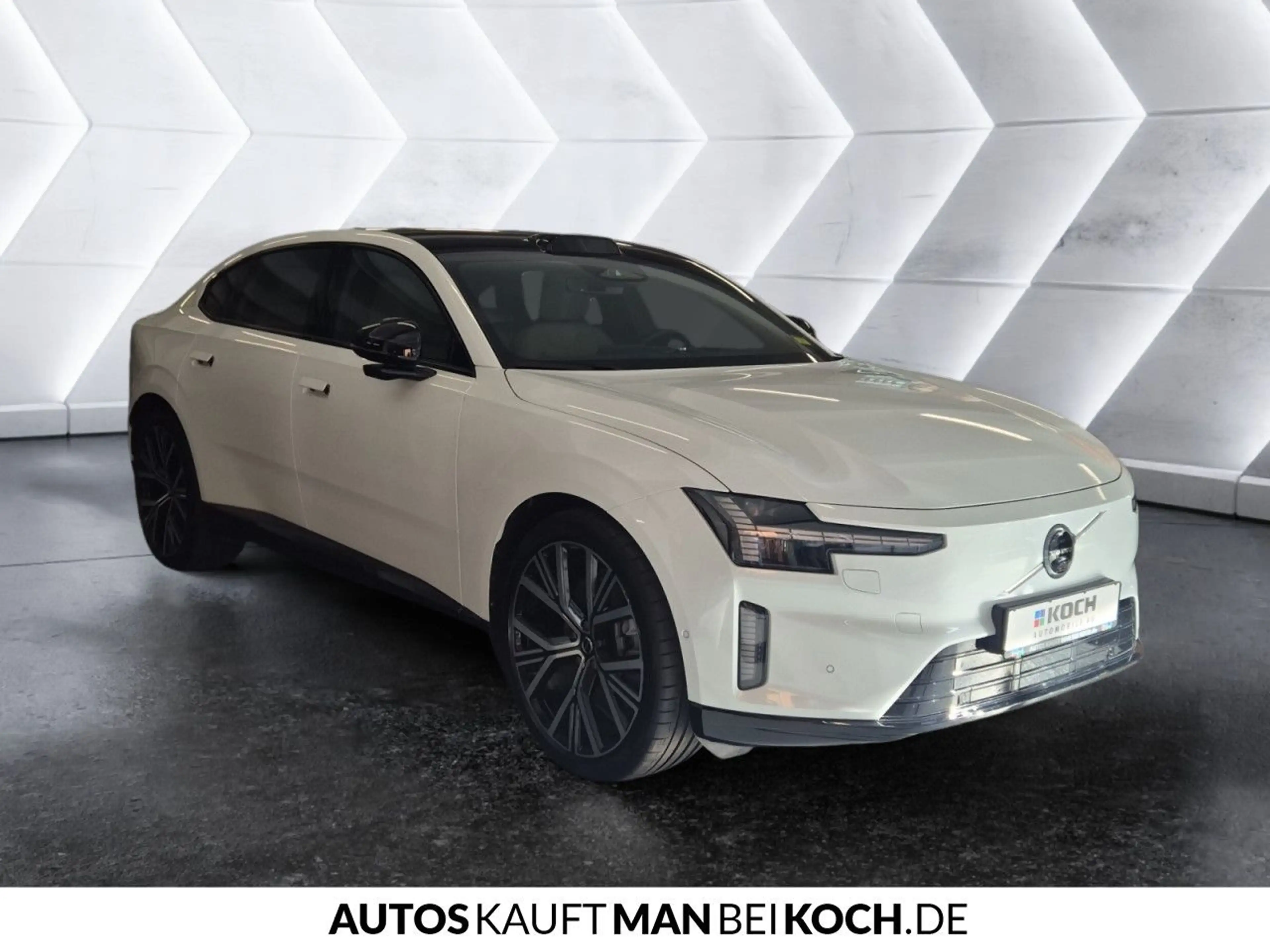 Volvo ES90 Single Motor RWD Ultra ACC PANO HUD B/W — photo 6