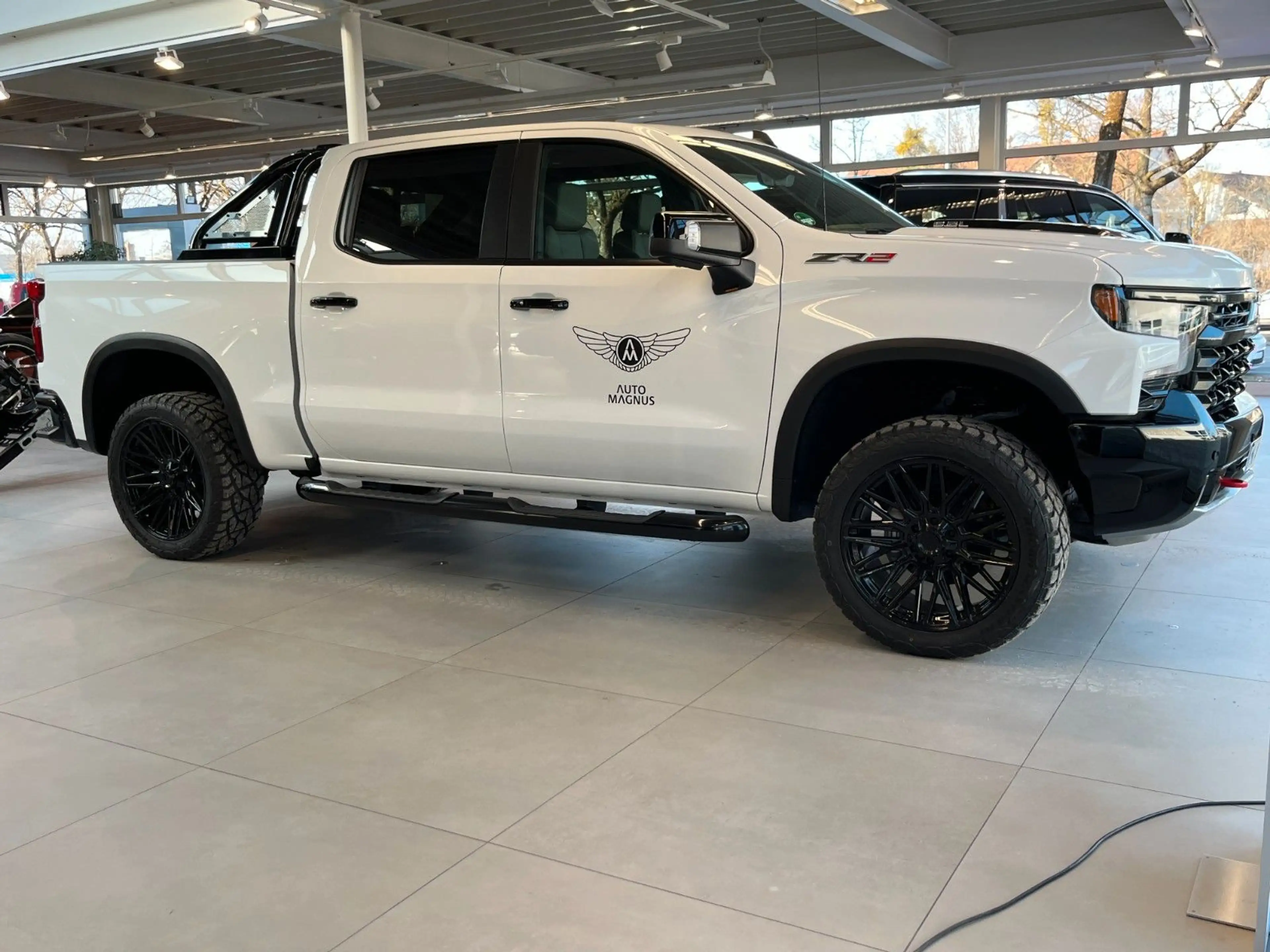 Chevrolet Silverado ZR2 V8 6.2 Offroad-Paket*Head-Up*360° — photo 3