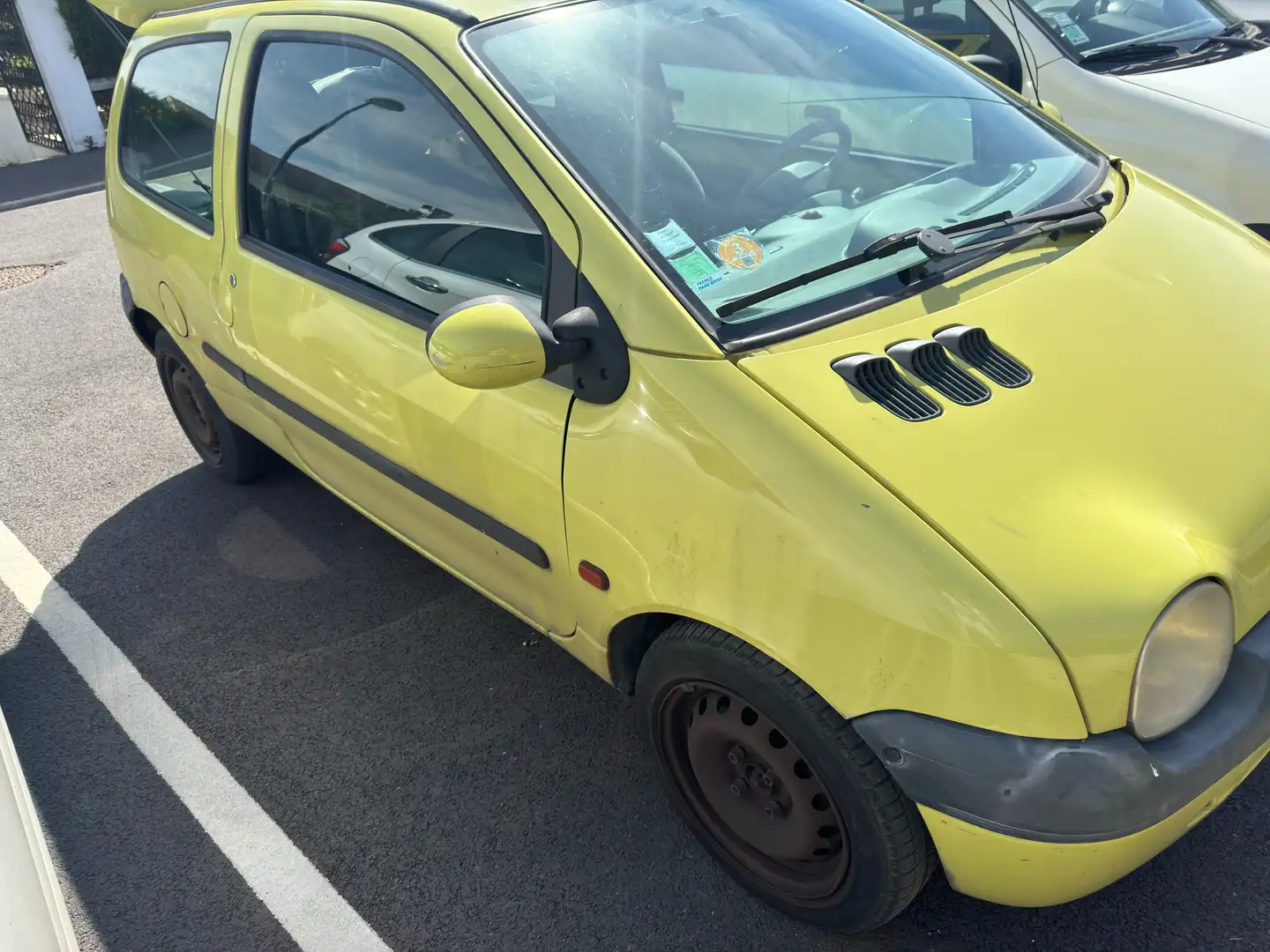 Renault Twingo Twingo 1.2i 16V Privilège Amarillo - 1
