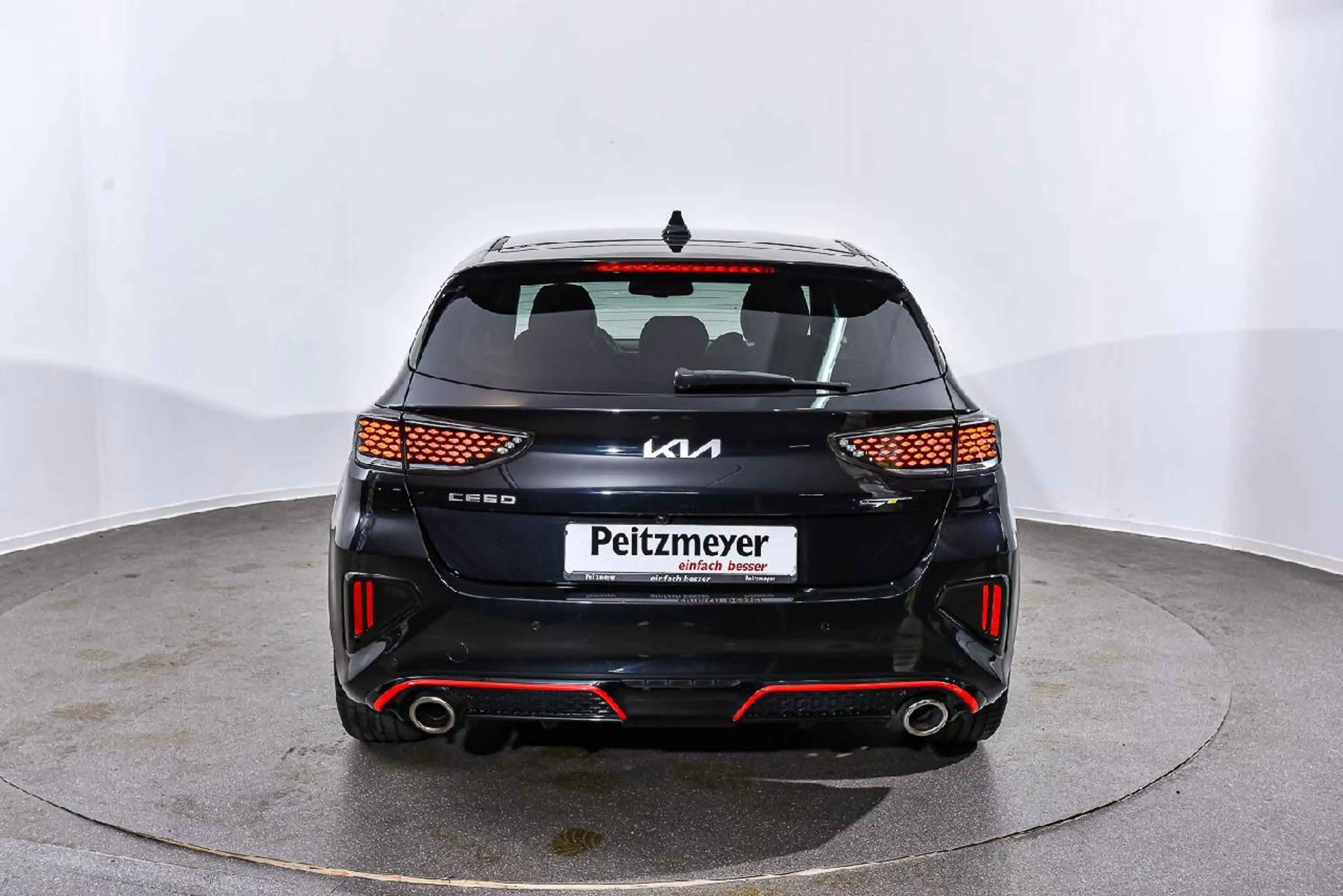 Kia Ceed / cee'd Ceed GT 1.6 T-GDI Automatik 2.Hand — photo 6