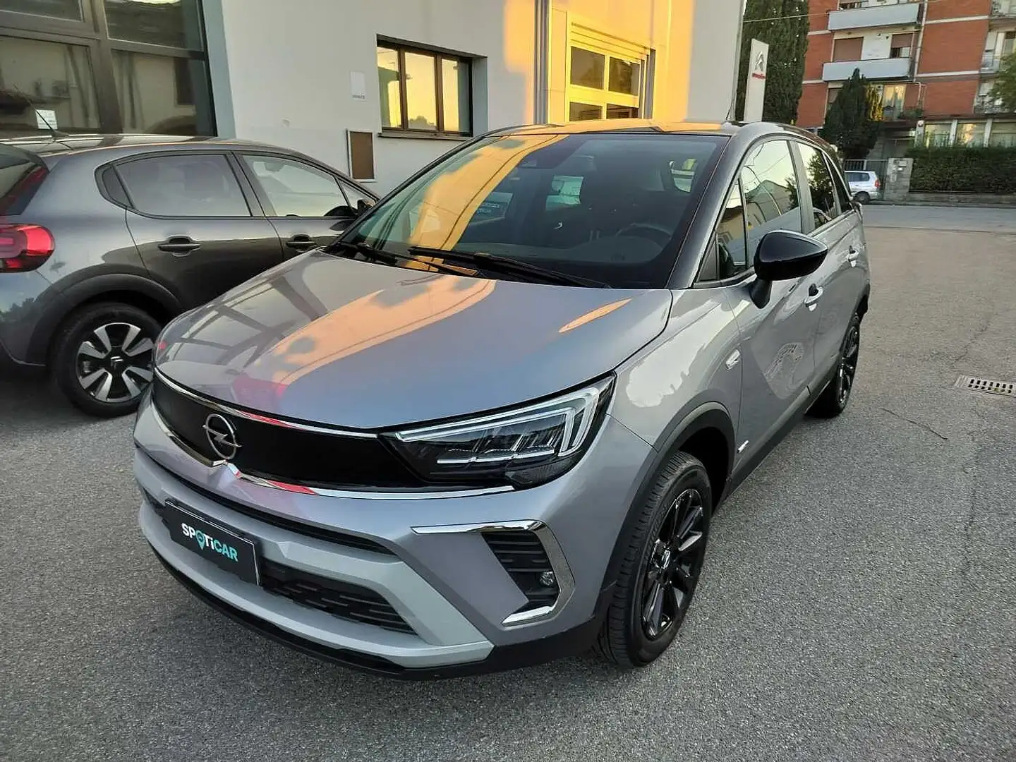 Opel Crossland 1.2 Turbo 12V 110 CV Start&Stop Design & Tech Argento - 2