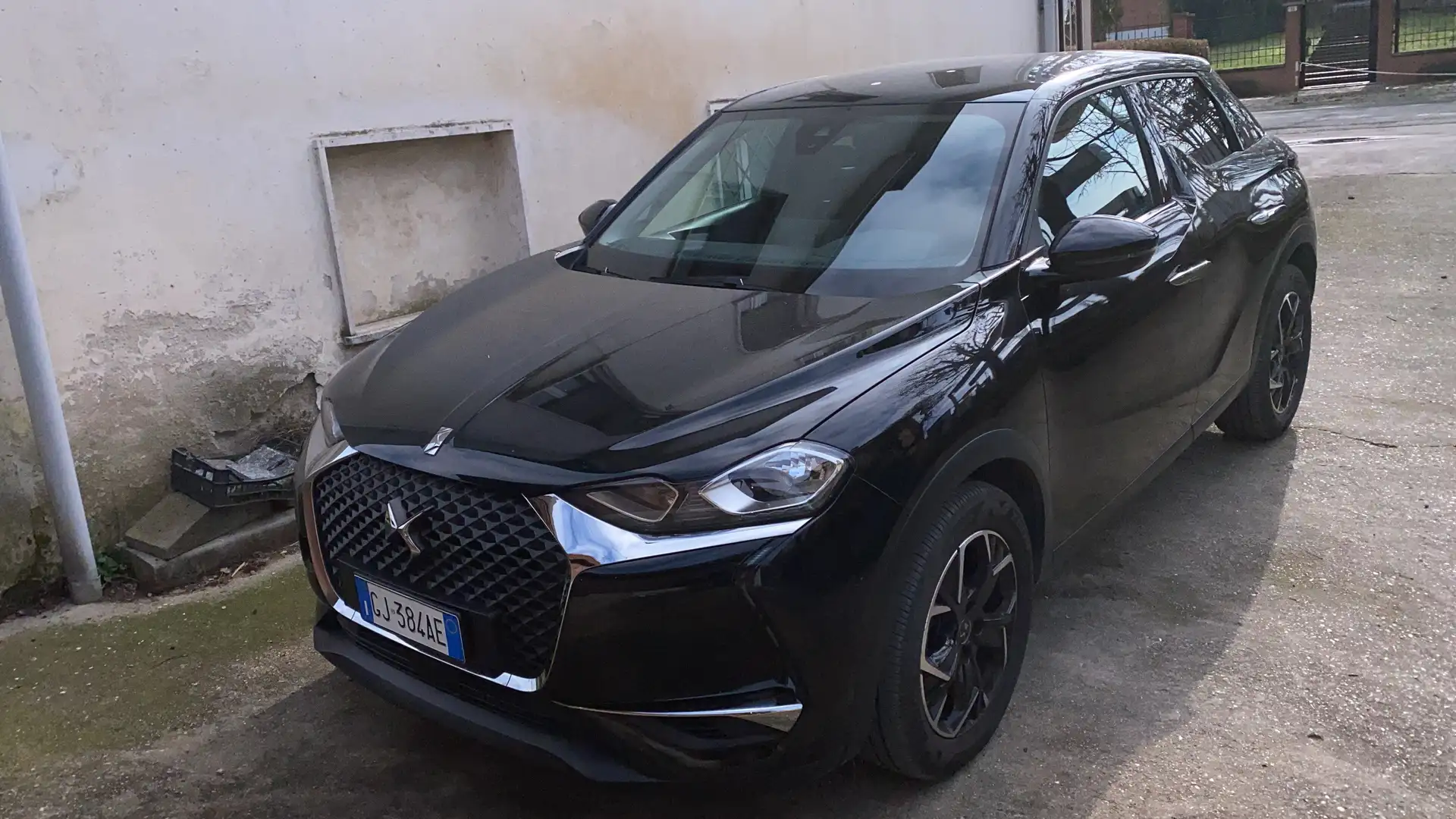 DS Automobiles DS 3 Crossback DS3 2019 Crossback DS3 1.2 puretech Faubourg 100cv Nero - 2