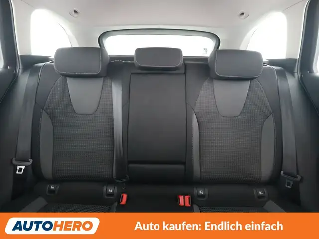 Skoda Octavia view 16