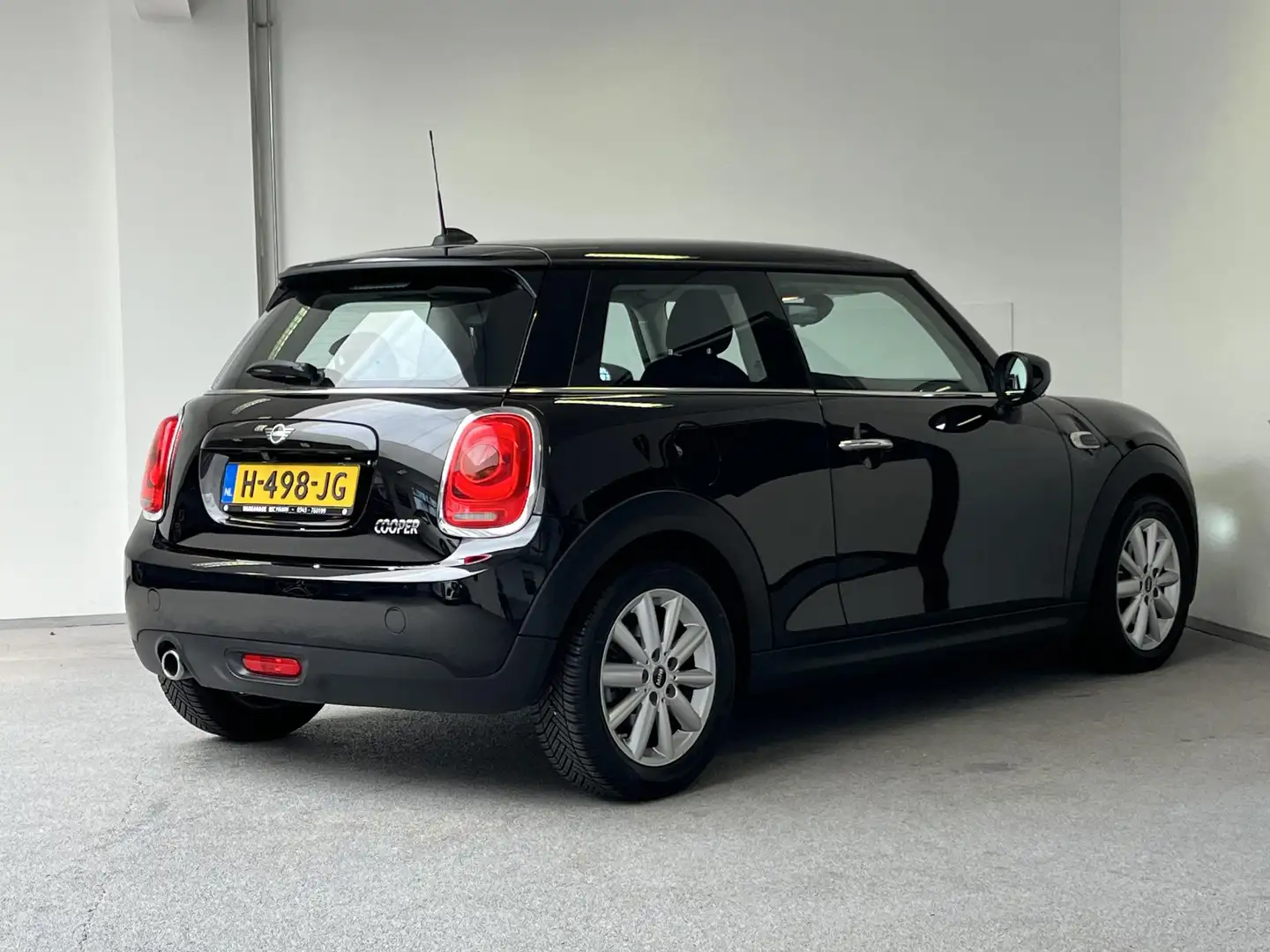 MINI Cooper 1.5 Business | ORG.NL | CARPLAY | Negru - 2