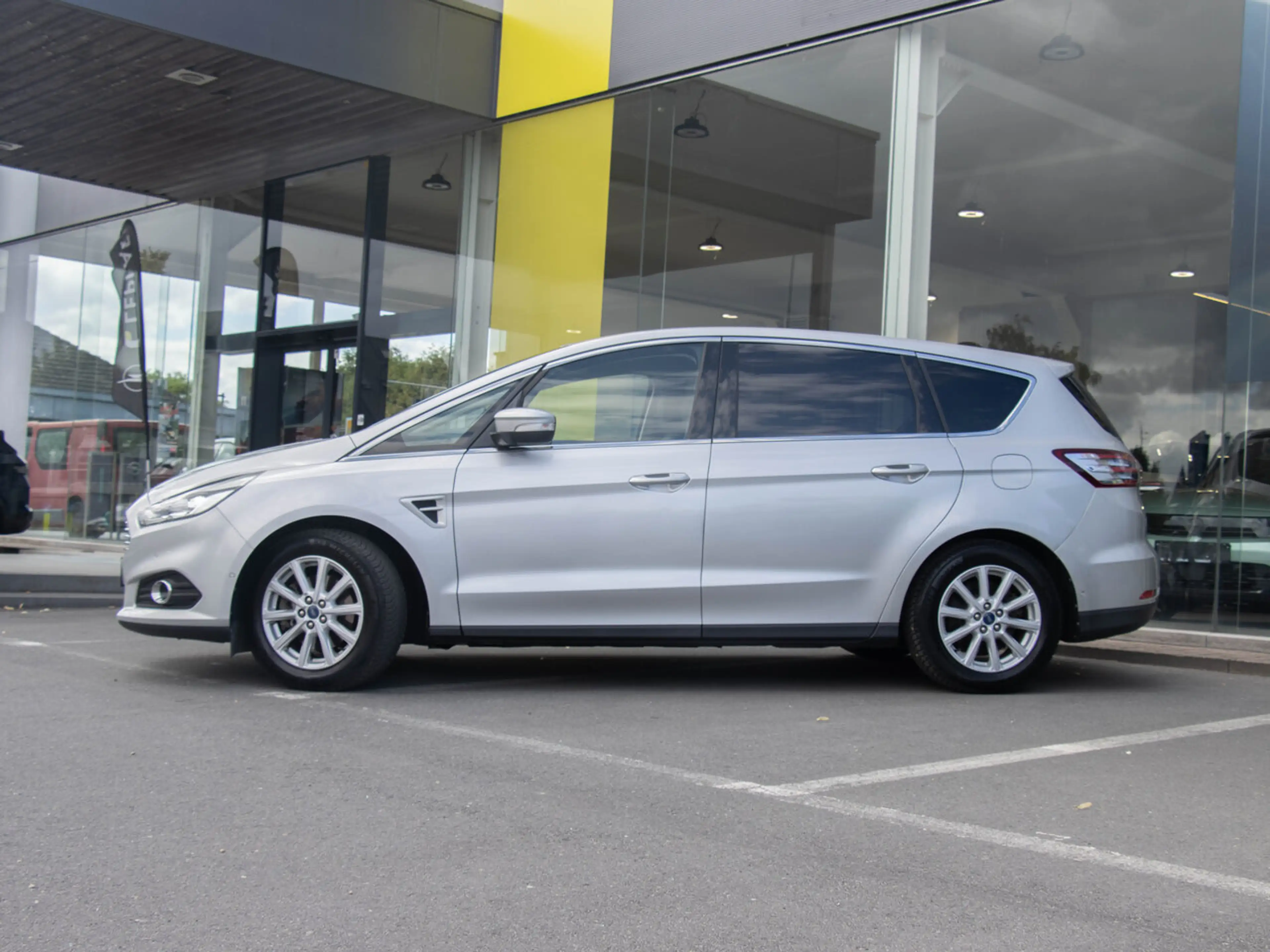 Ford S-Max 1.5B MT6 160PK|LEDEREN ZETELS|ZETELVERWARMING|C... — photo 2
