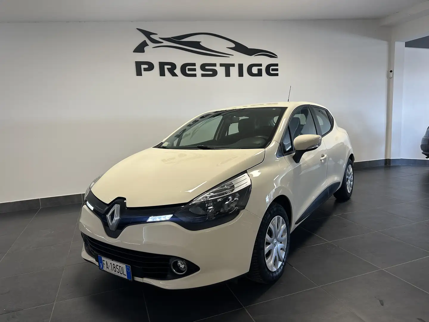 Renault Clio CLIO 1.5 DCI NEOPATENTATI 75cv PRONTA CONSEGNA Beige - 2