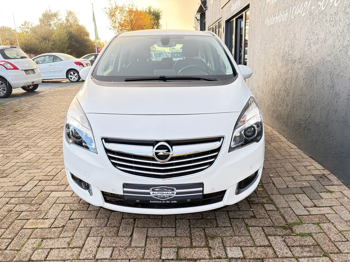 Opel Meriva Innovation*Top Ausstattung*2.Hand*HU/AU/NEU*Euro6 Weiß - 2