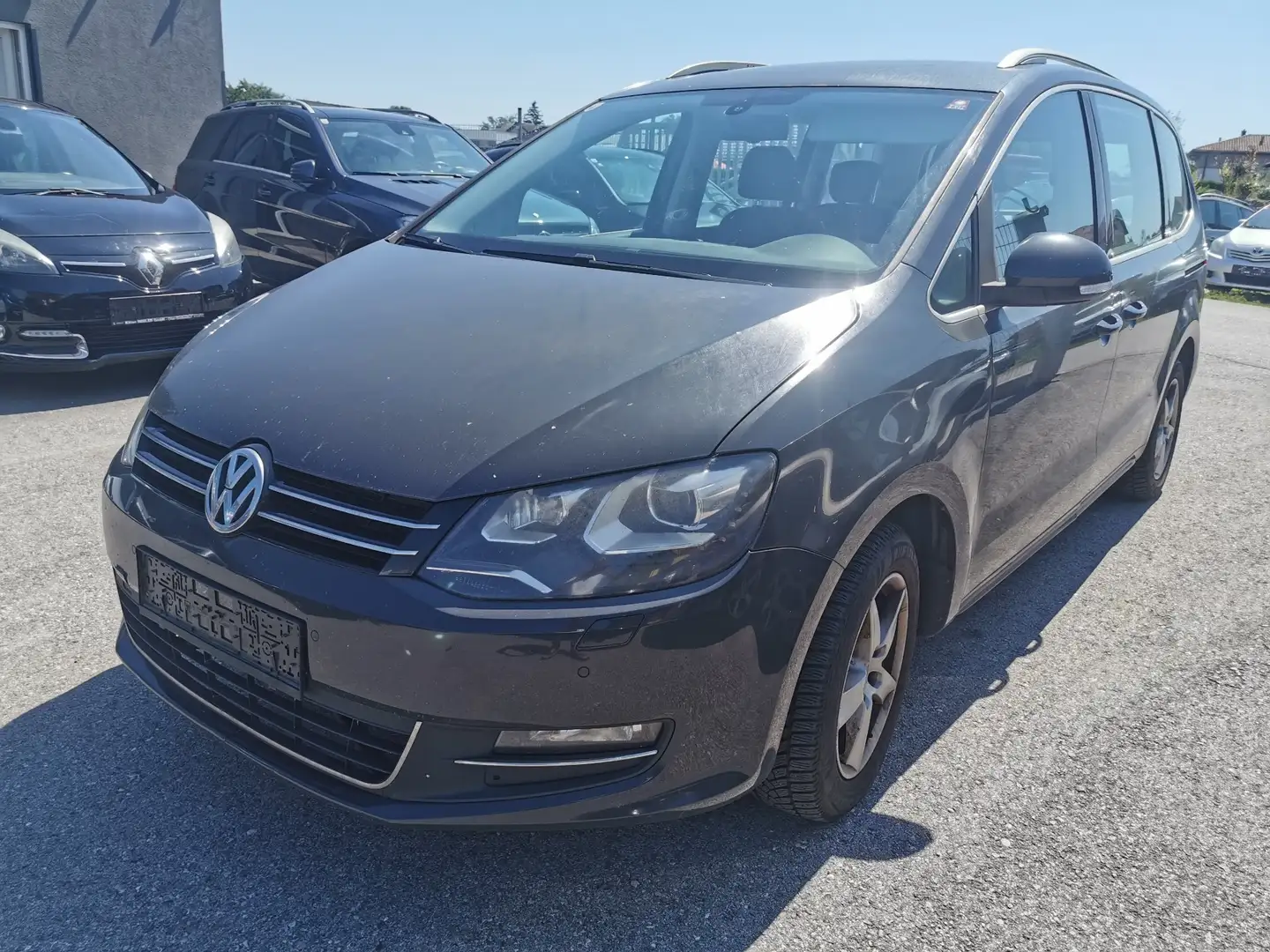 Volkswagen Sharan Highline BMT Grau - 1