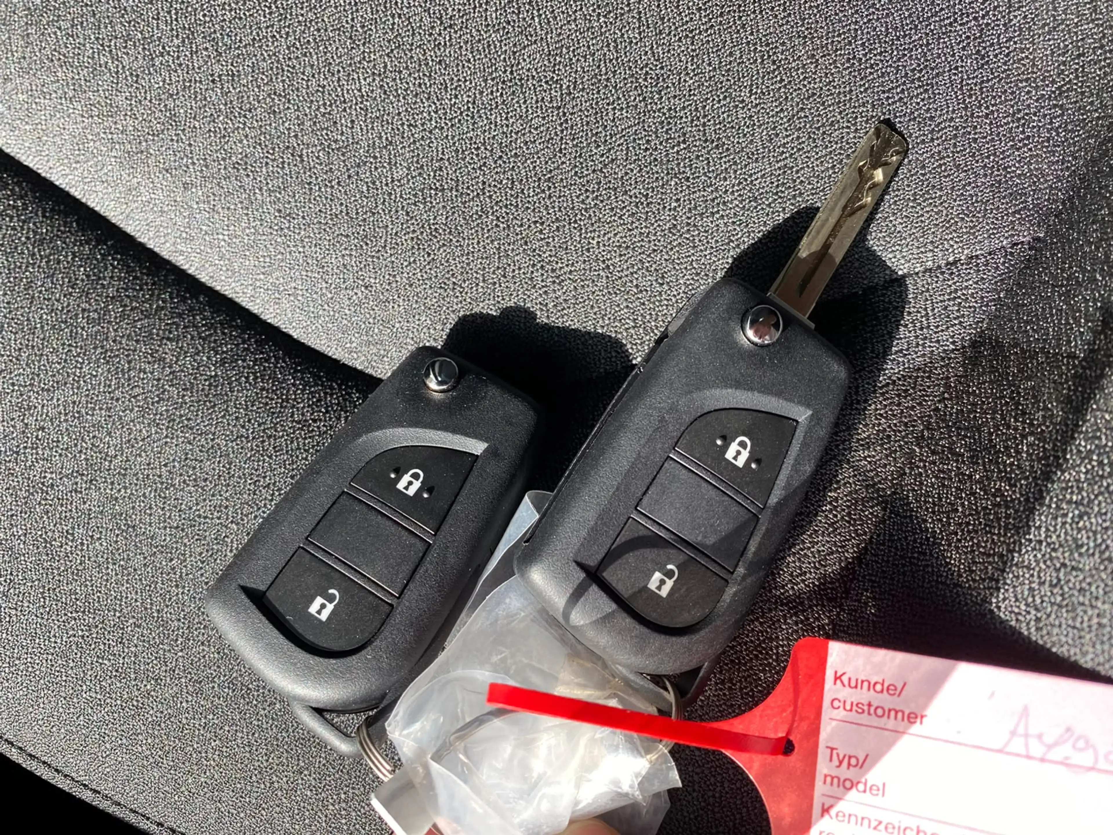 Toyota Aygo X Hybrid 115 Play GO Pack — photo 17