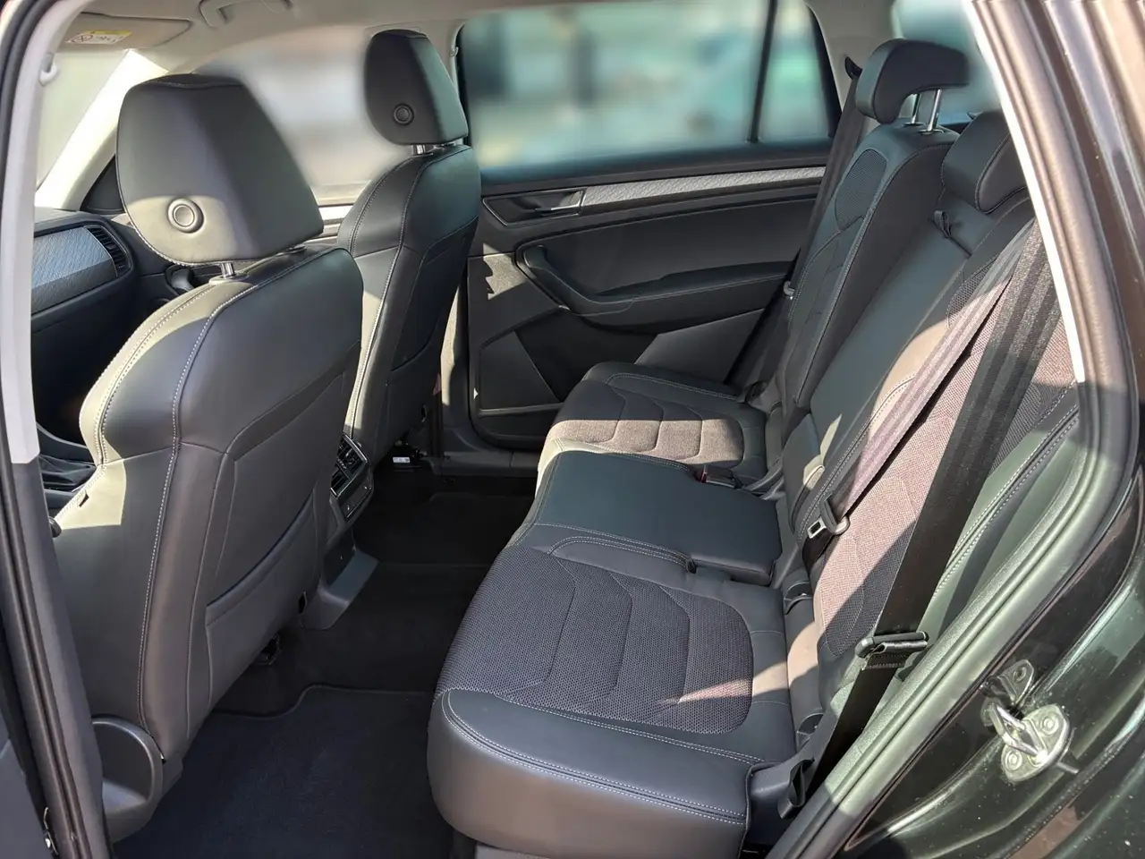 Skoda Kodiaq 1.5 TSI DSG STYLE +MATRIX +ACC +STHZ +RKAM +VIRTU, миниатюра 12
