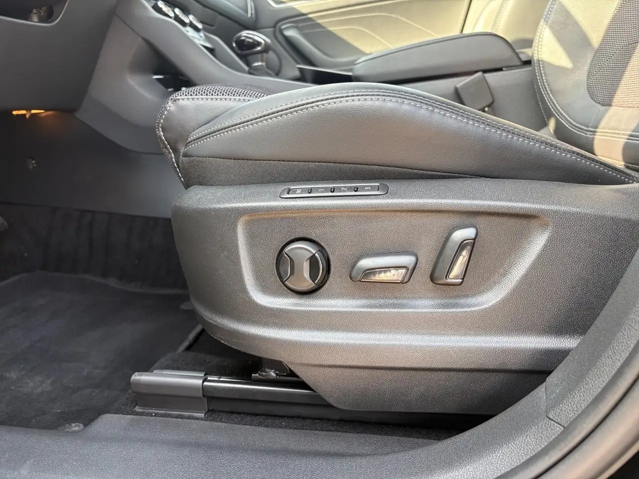 Skoda Kodiaq 1.5 TSI DSG STYLE +MATRIX +ACC +STHZ +RKAM +VIRTU, миниатюра 17