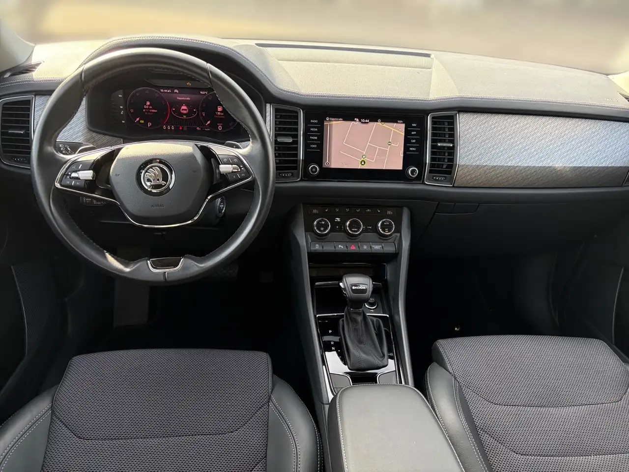 Skoda Kodiaq 1.5 TSI DSG STYLE +MATRIX +ACC +STHZ +RKAM +VIRTU, миниатюра 10