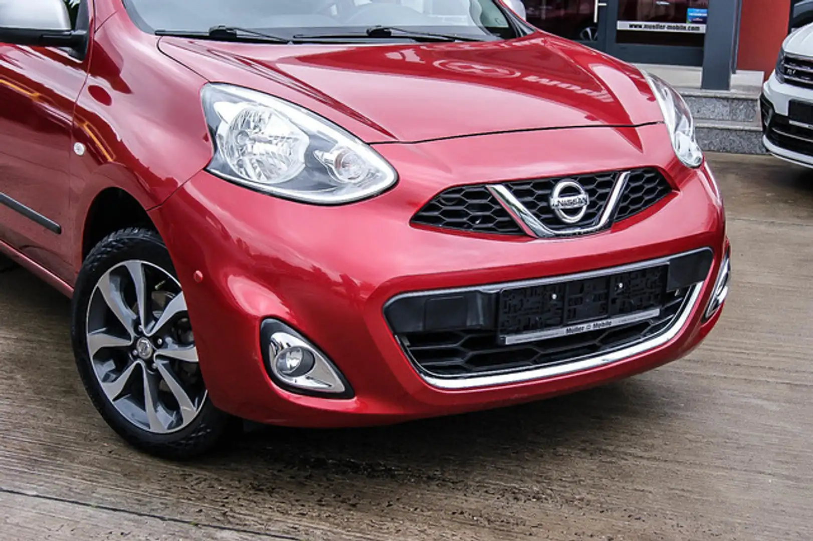 Nissan Micra K13 N-Tec 1.2i NAVI SIHZG PDC TEMPOMAT BLT Rojo - 2