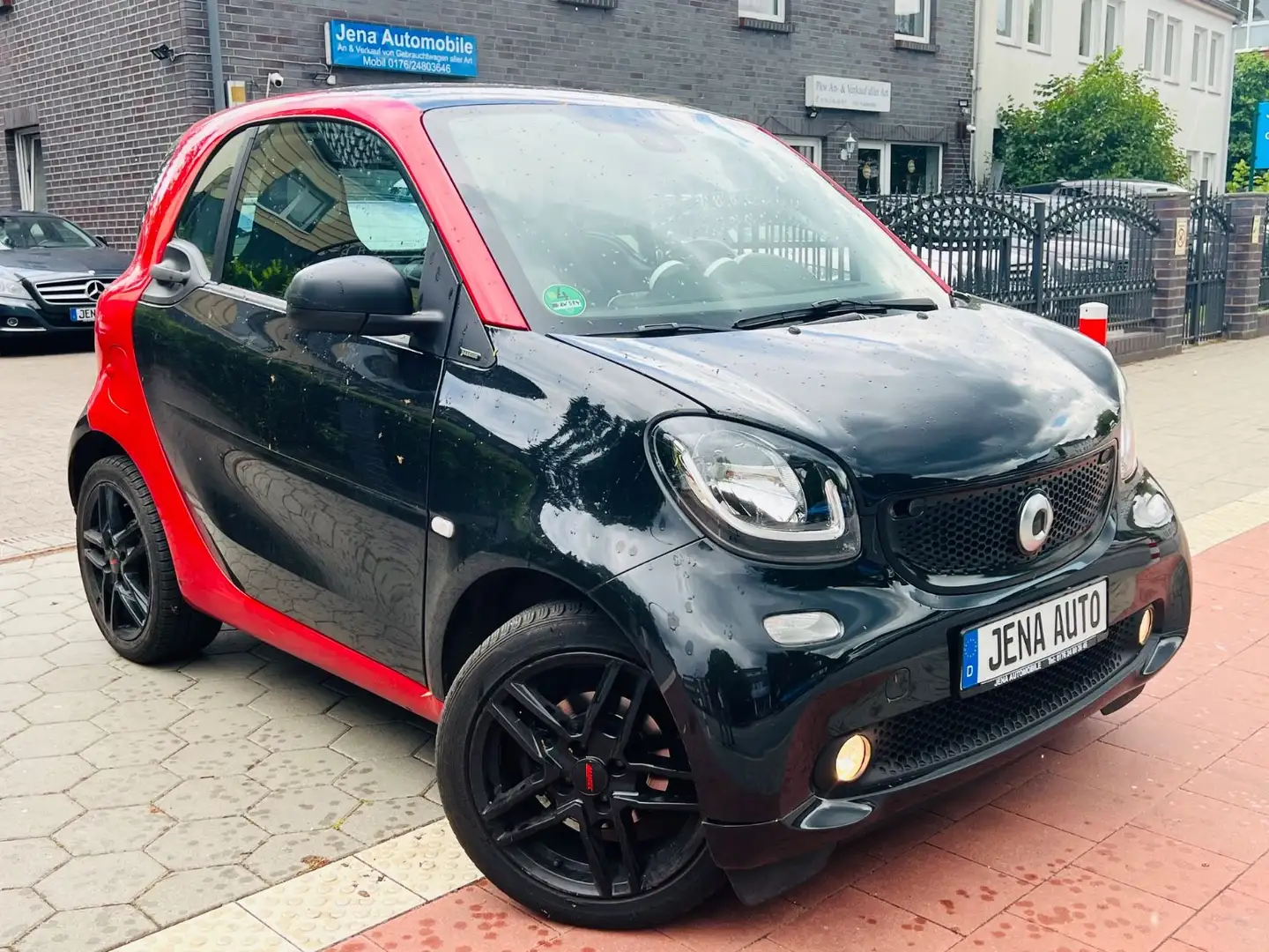 smart forTwo fortwo coupe Basis 66kW Aut. Panorama SH Zwart - 1