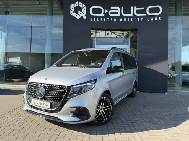 Mercedes-Benz V 300 d AMG Line 7 Zit of 5 Zit dubbel Cabine / Airmatic / Pano Dak / Elek deuren  / Trekhaak / 360° Cam / Burmester / Standve