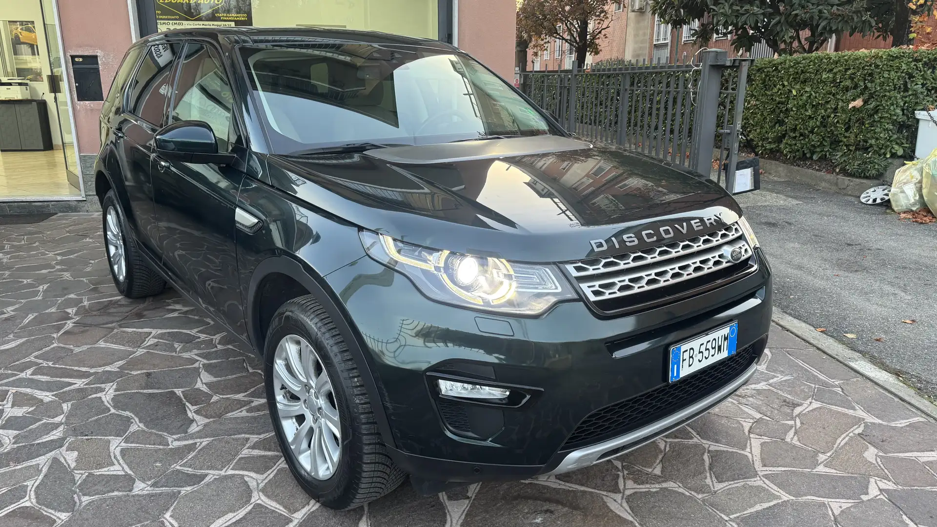 Land Rover Discovery Sport 2.0 td4 HSE Luxury awd 180cv auto Groen - 2