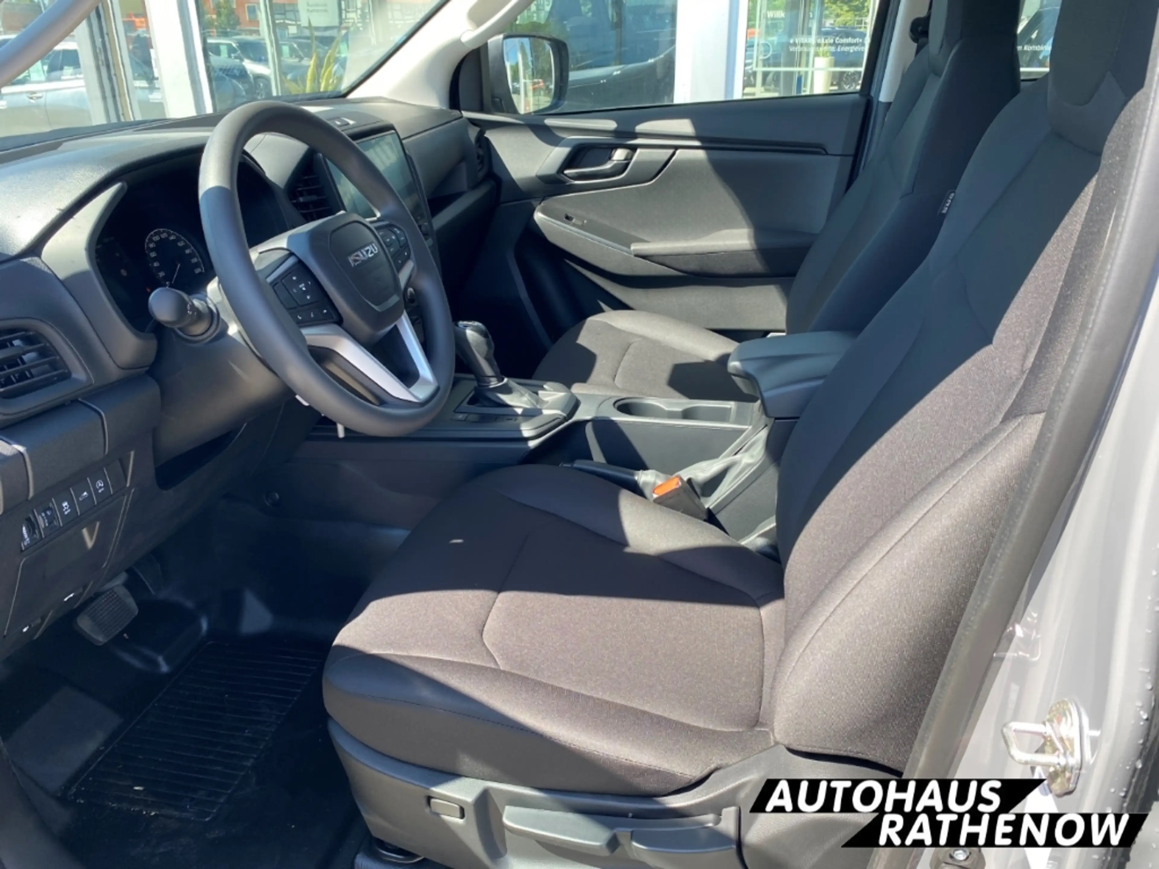 Isuzu D-Max Double Cab 4WD L 1.9 TD ACC Android Auto DAB Totwi — photo 10
