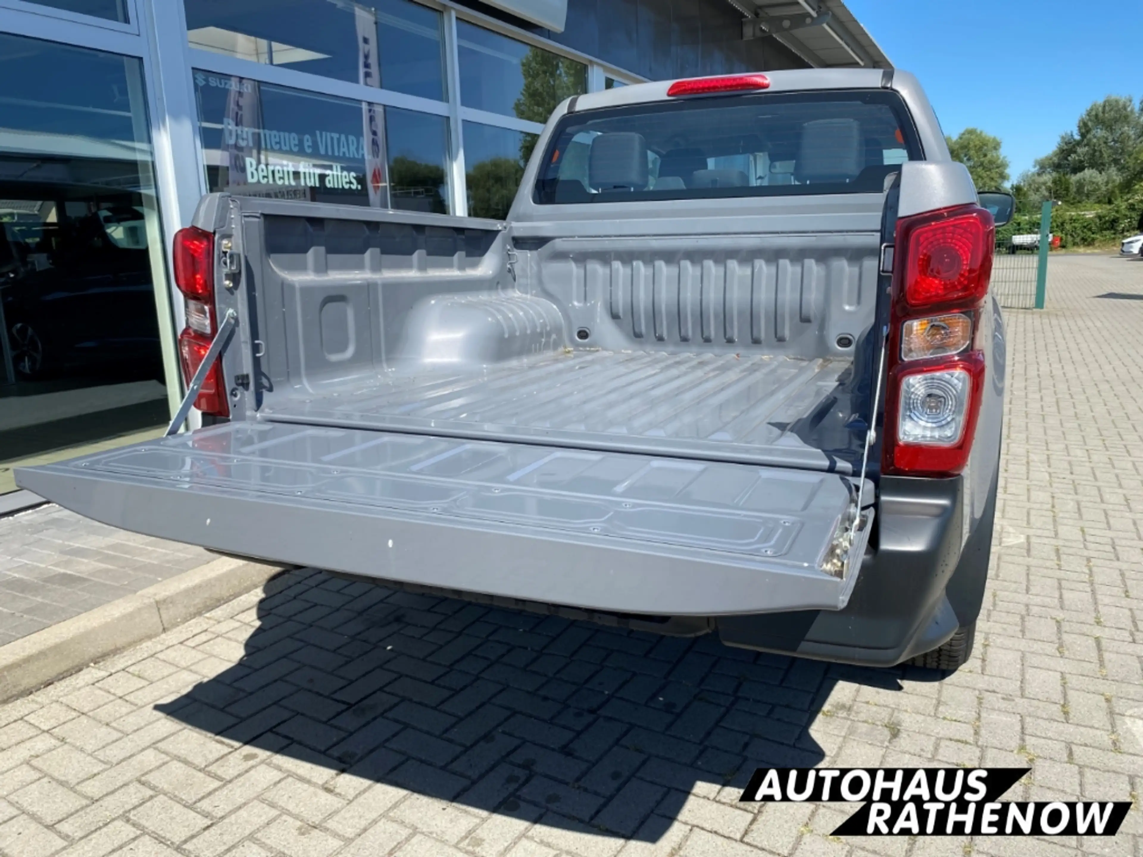 Isuzu D-Max Double Cab 4WD L 1.9 TD ACC Android Auto DAB Totwi — photo 7