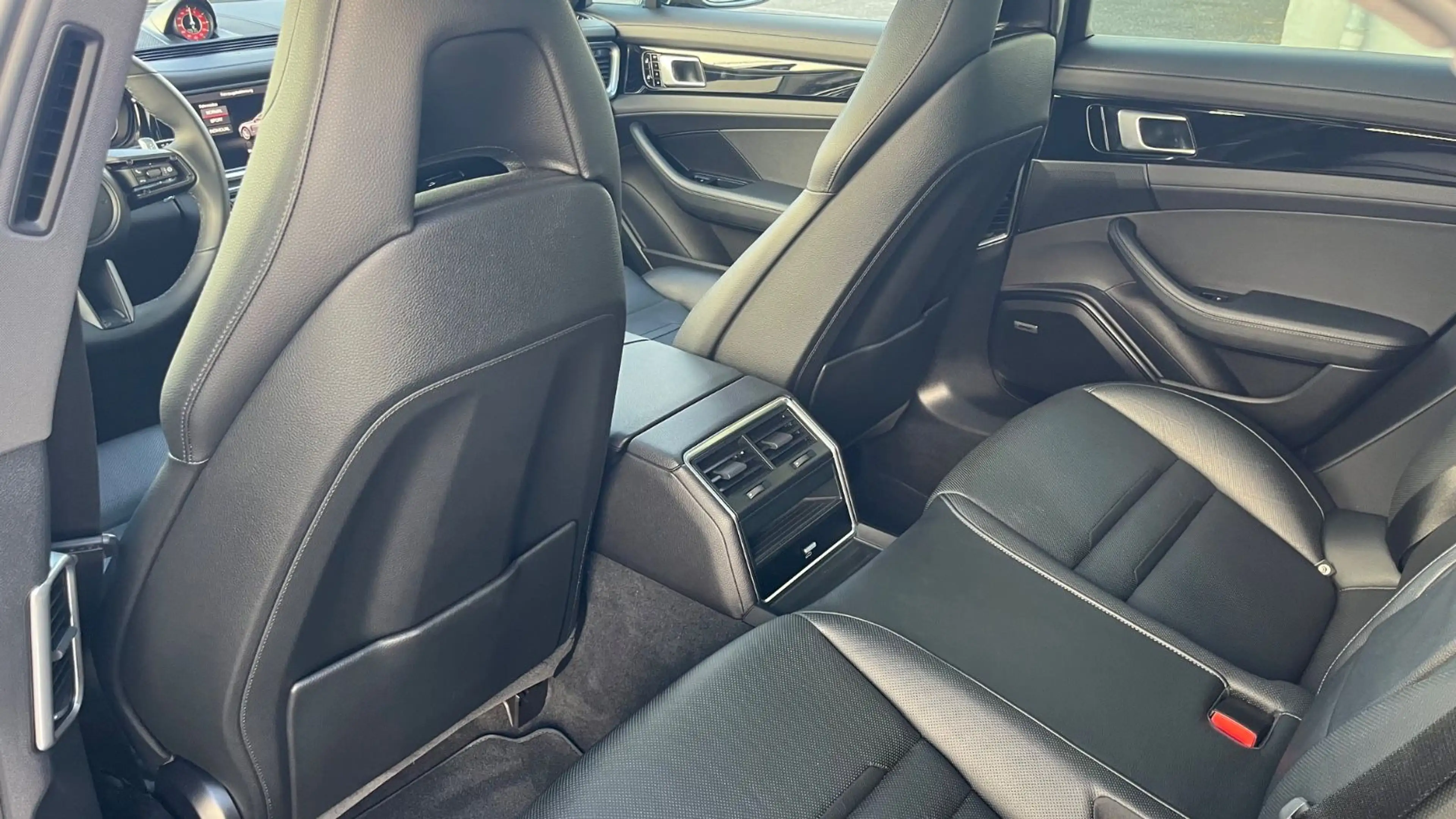 Porsche Panamera Surround Panorama 21" Sport 14Wege — photo 14